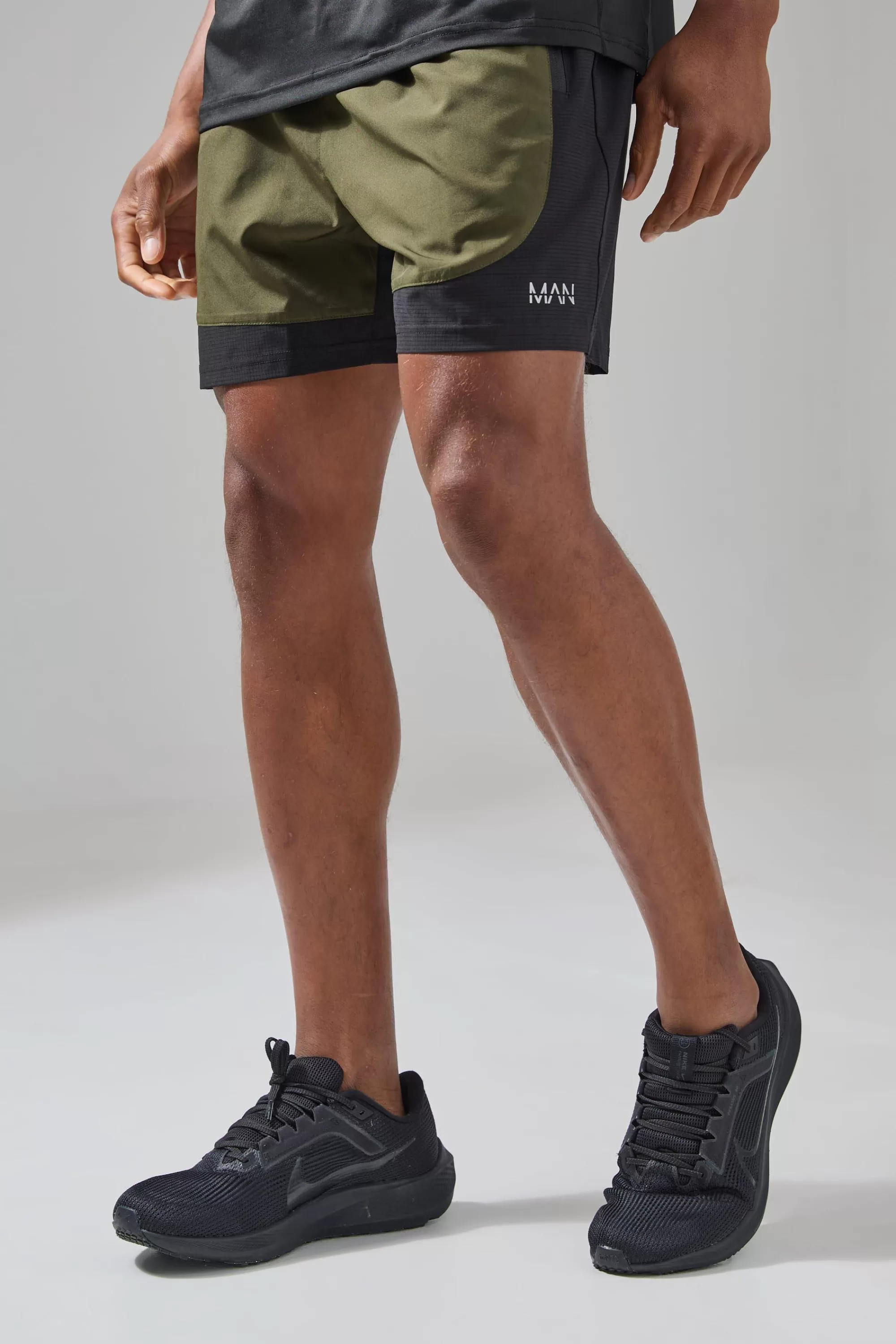 boohooMAN Man Active Stretch Woven Colour Block 5inch Short | UK