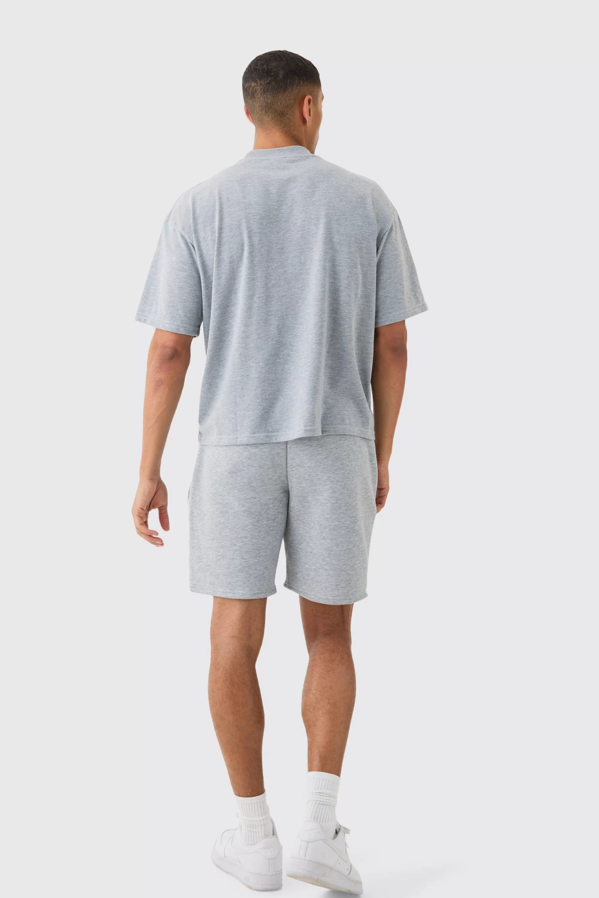 boohooMAN Man Oversized Boxy Contrast Stitch T-shirt Gusset Shorts Set | UK