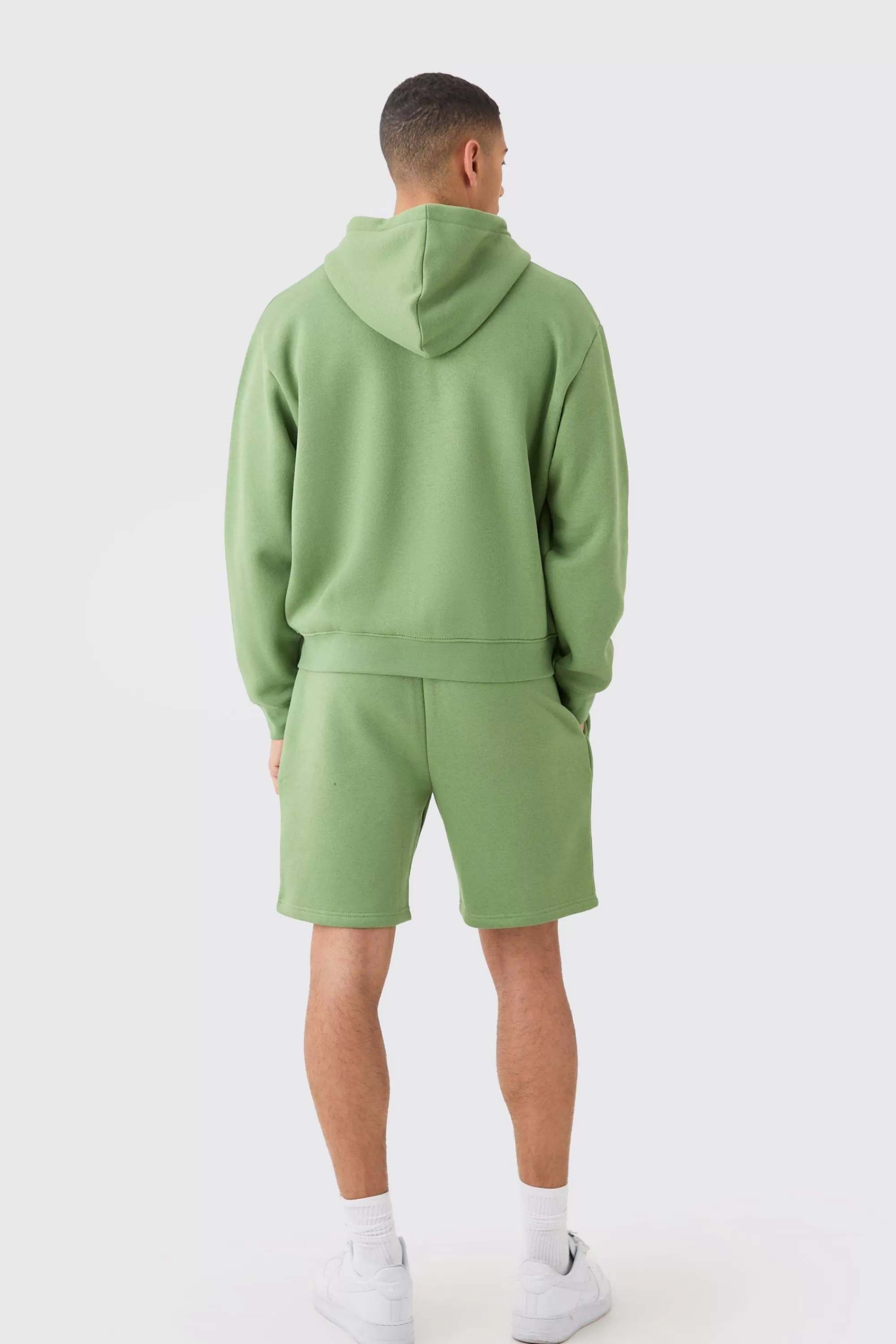 boohooMAN Man Signature Oversized Boxy Zip Thru Short Tracksuit | UK
