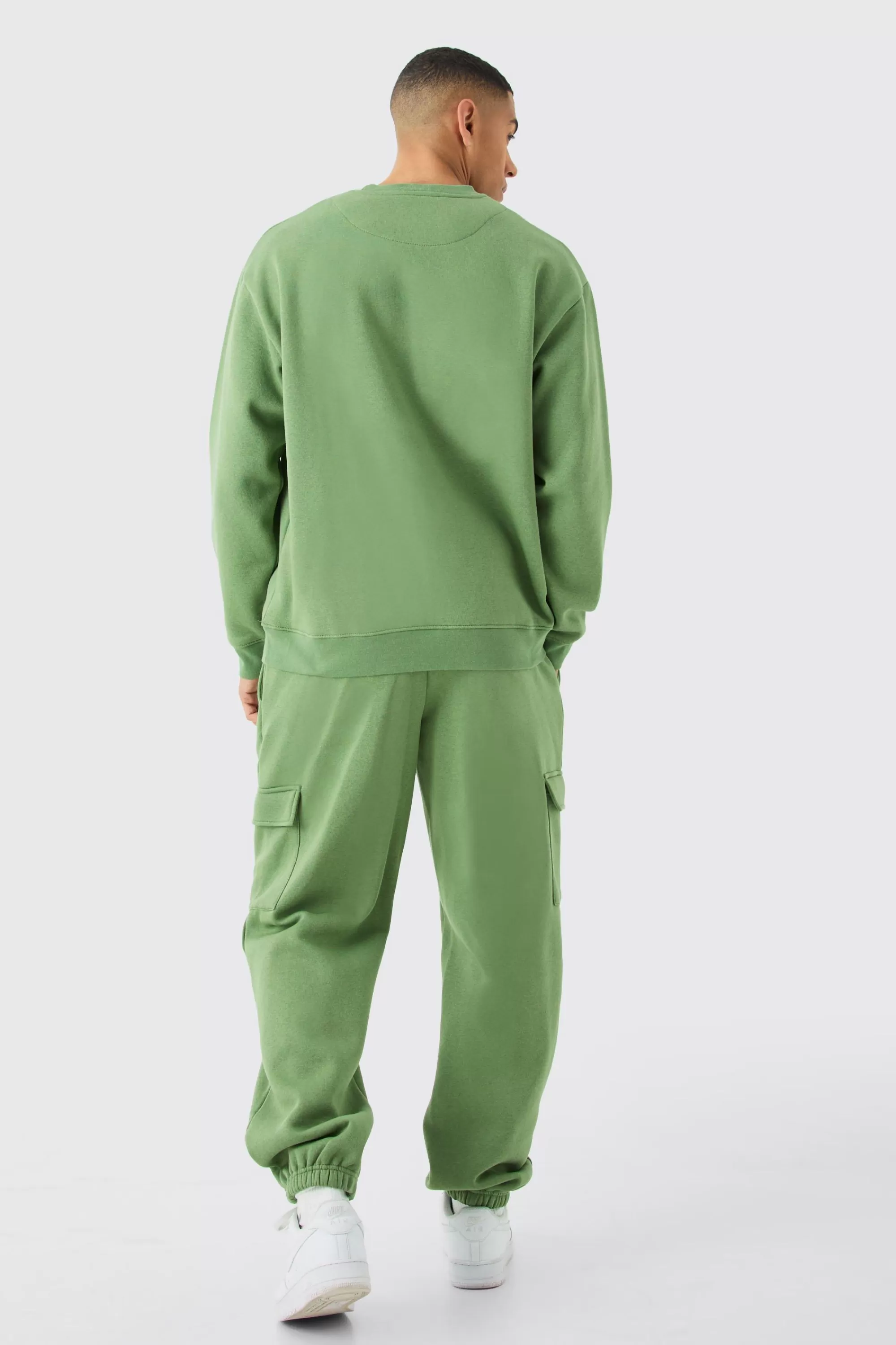 boohooMAN Man Signature Oversized Sweatshirt Cargo Tracksuit | UK