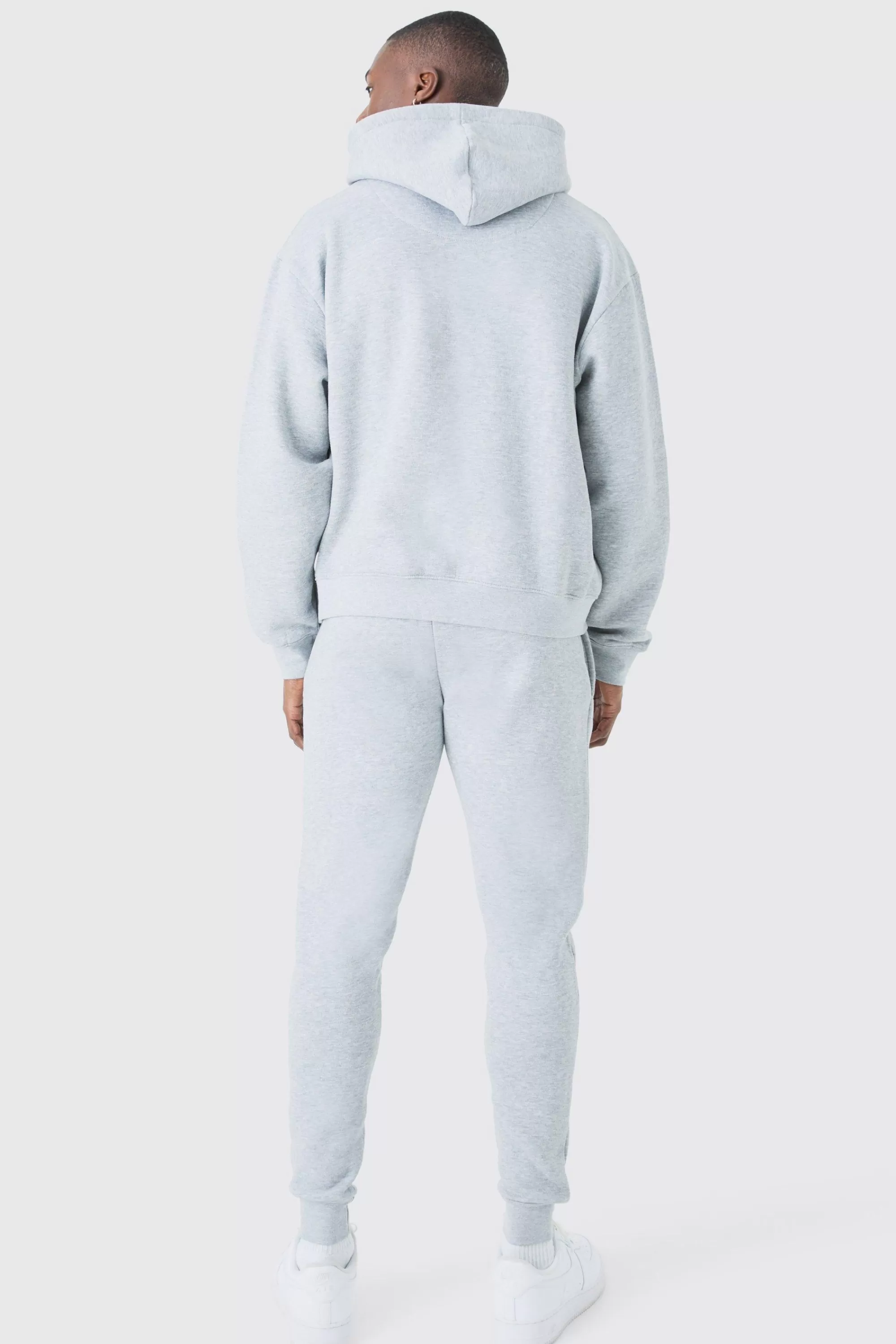 boohooMAN Man Signature Skinny Fit Jogger | UK