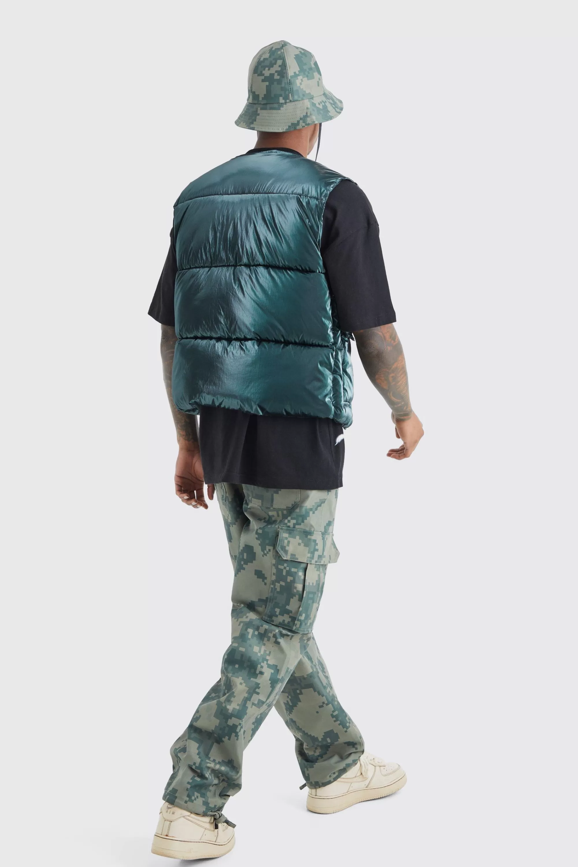 boohooMAN Metallic Boxy Gilet | UK