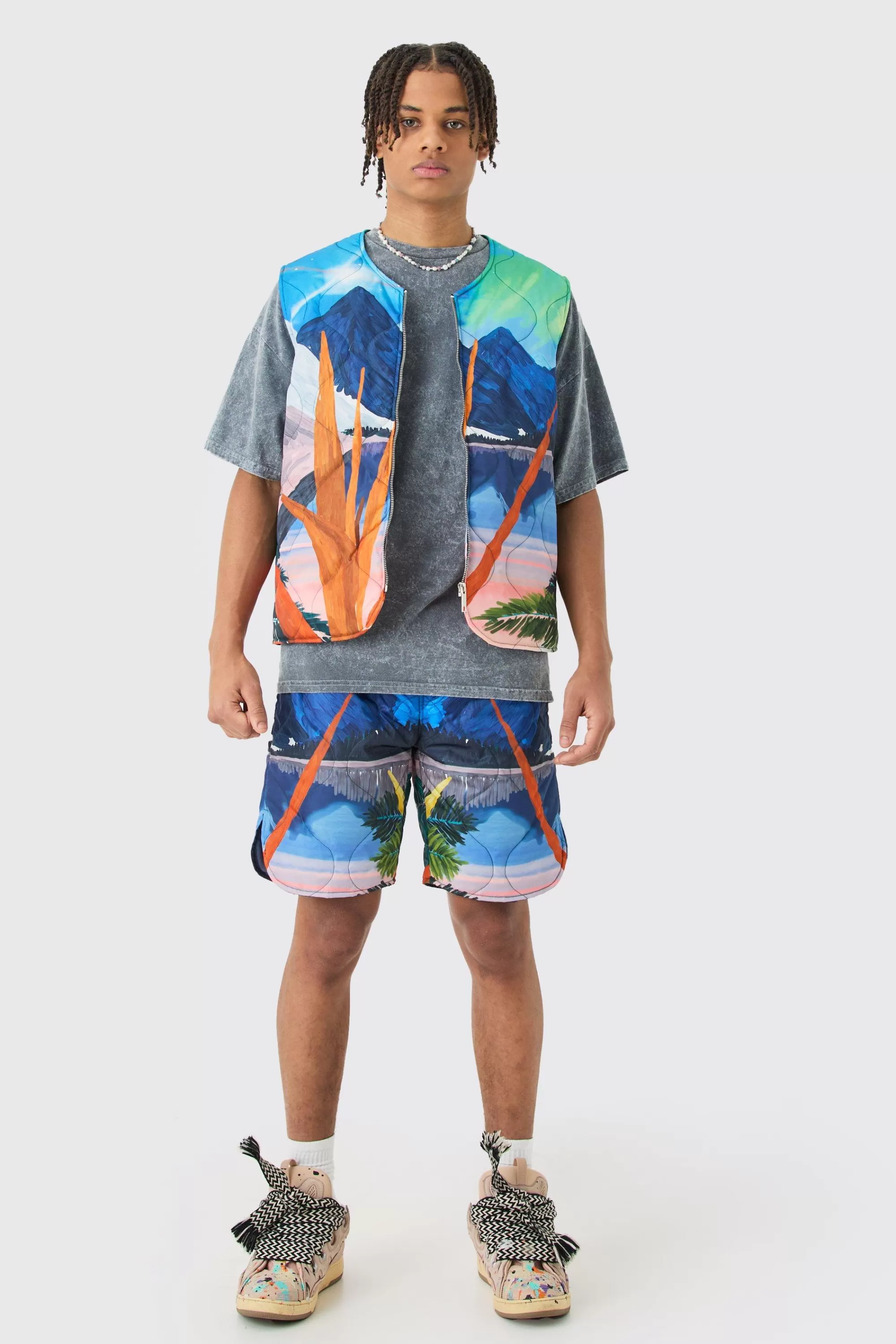 boohooMAN Onion Quilted Landscape Gilet And Short Set | UK