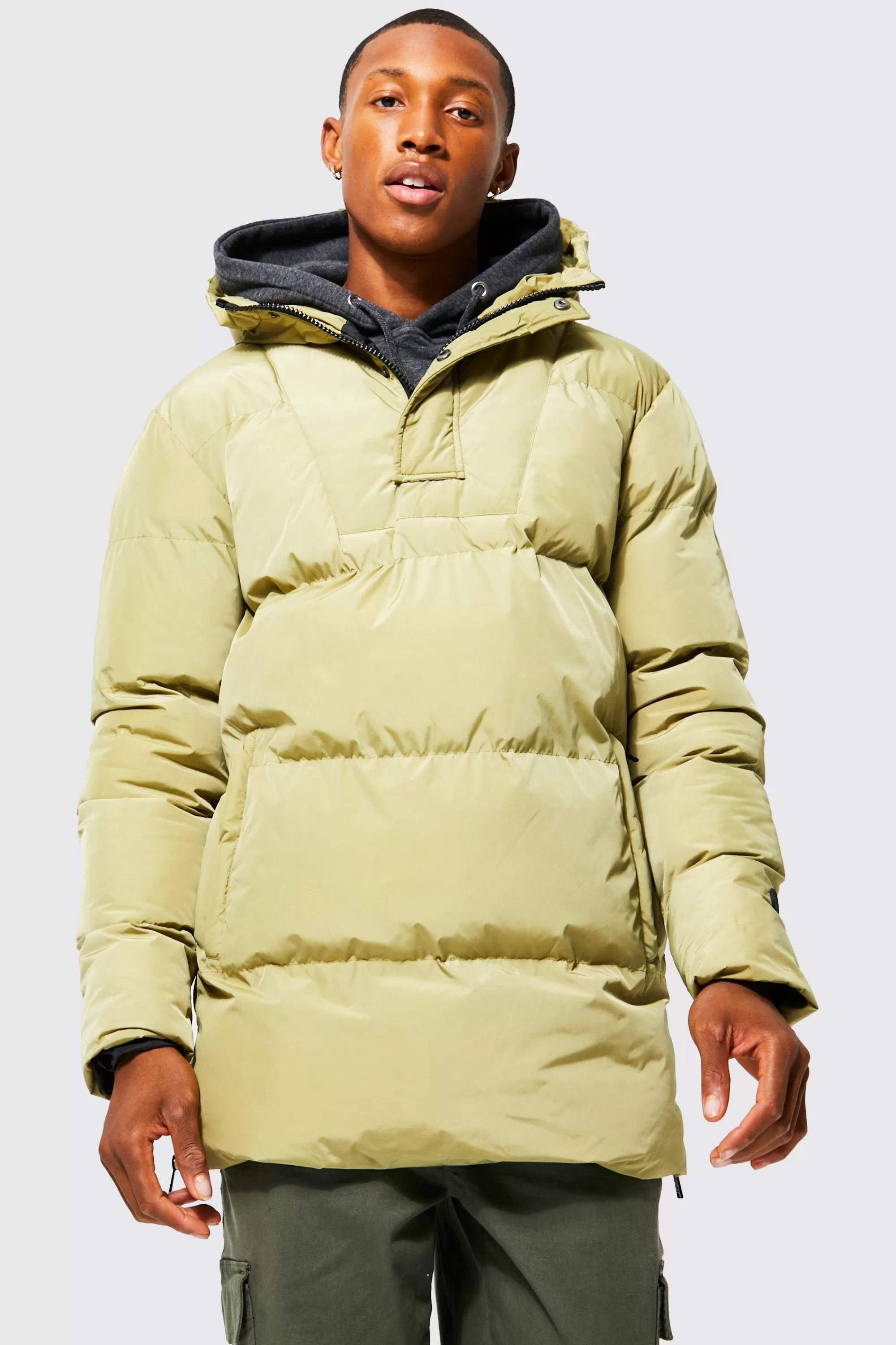 boohooMAN Overhead Mid Length Puffer | UK