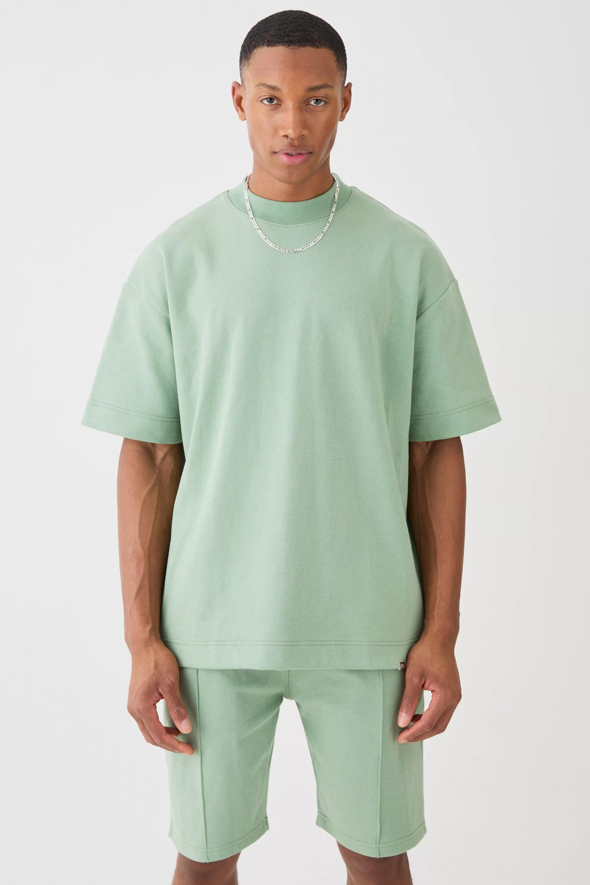 boohooMAN Overisized T-shirt & Short Interlock Set | UK