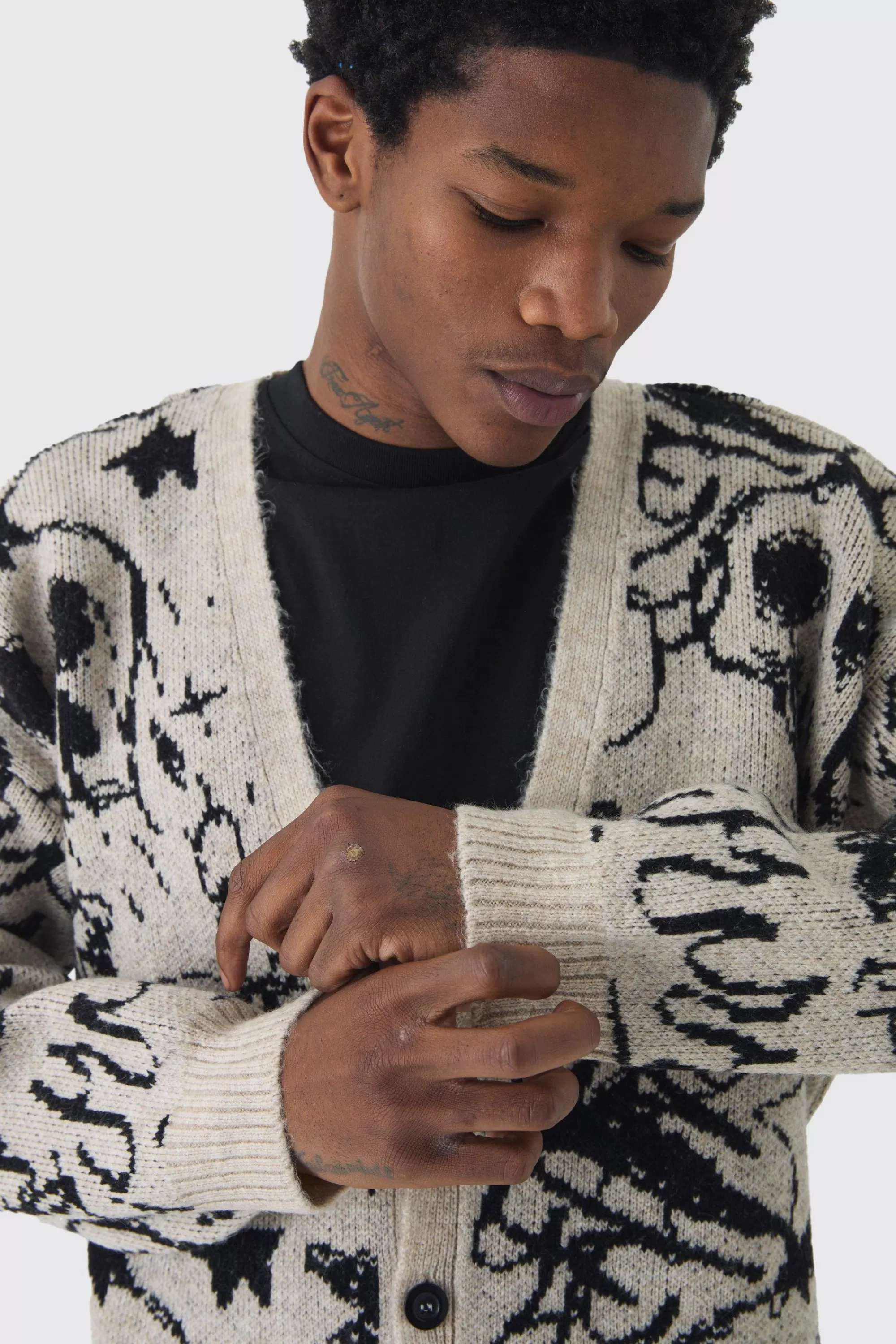 boohooMAN Oversized Boxy Brushed All Over Jacquard Knitted Cardigan | UK