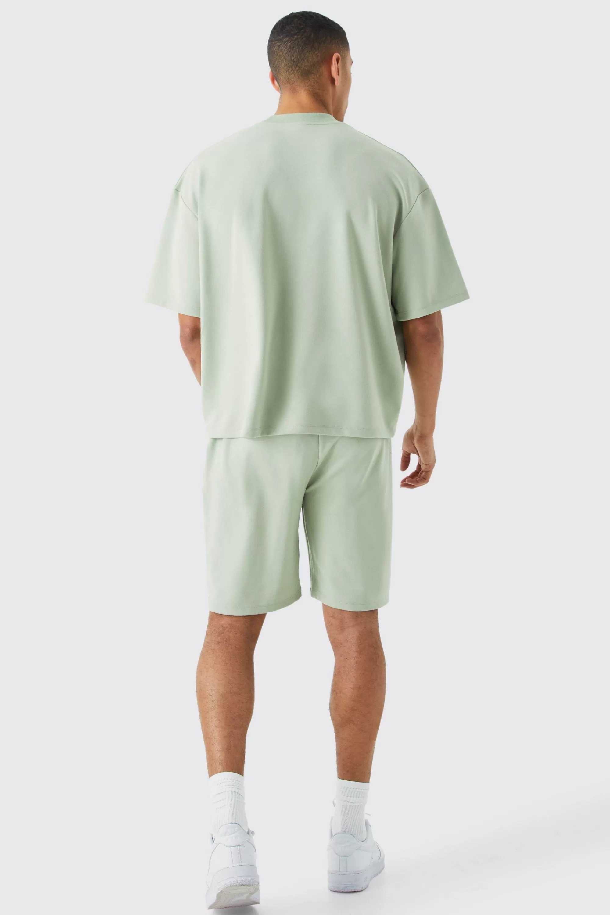 boohooMAN Oversized Boxy Premium Super Heavyweight T-shirt & Shorts | UK