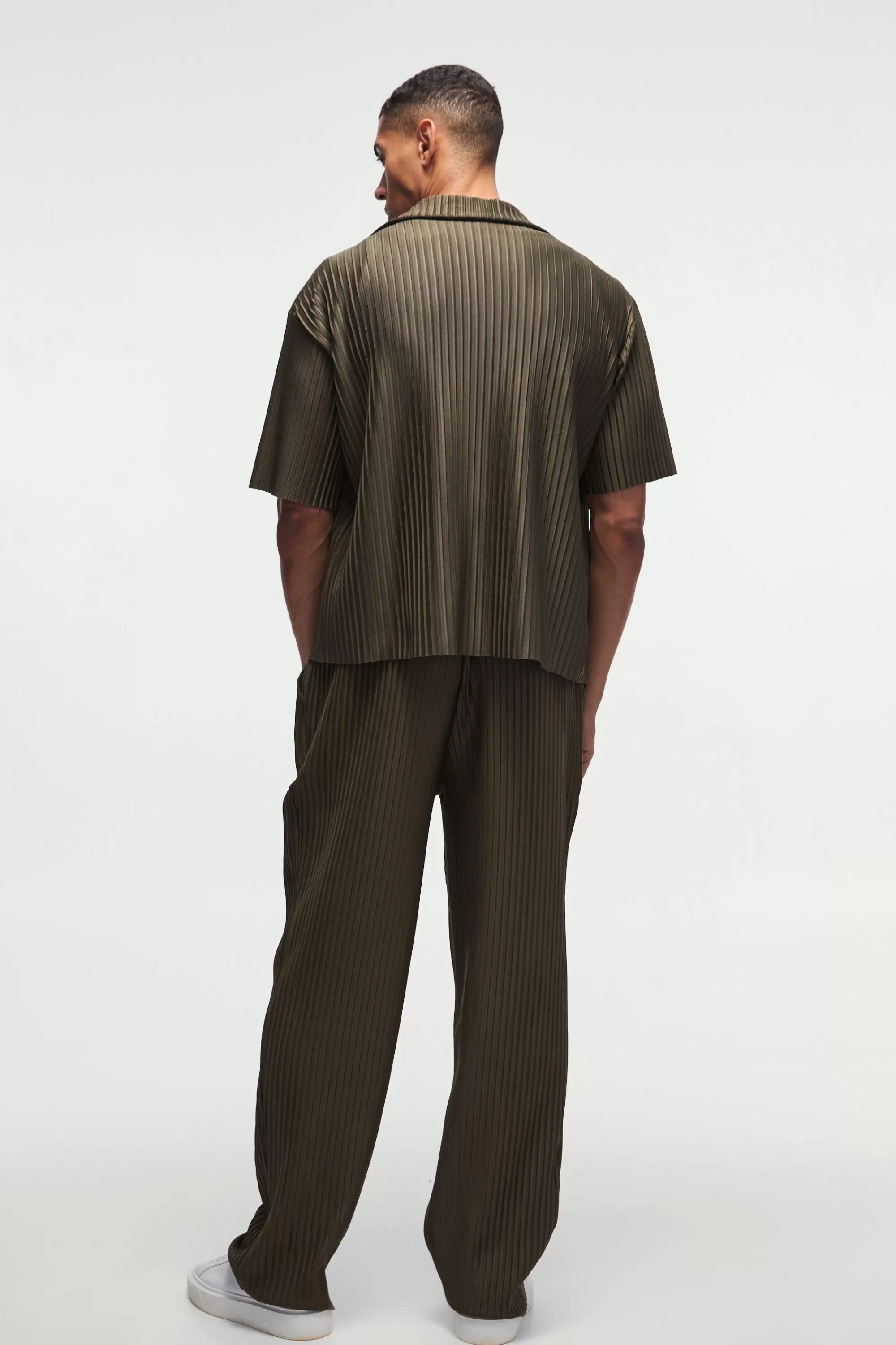 boohooMAN Oversized Boxy Shirt & Straight Pleated Trouser Set | UK