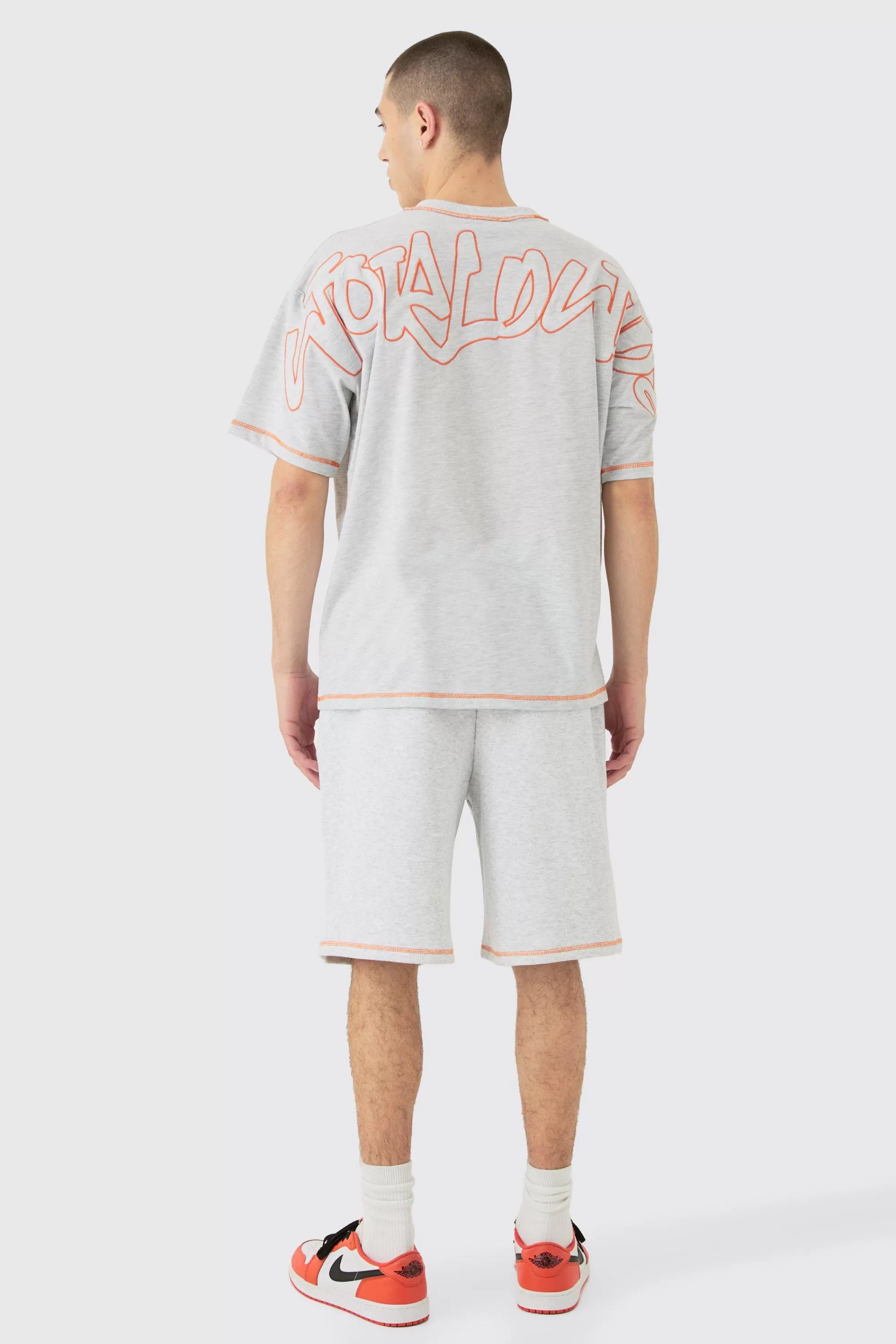 boohooMAN Oversized Contrast Stitch Applique T-shirt & Short Set | UK