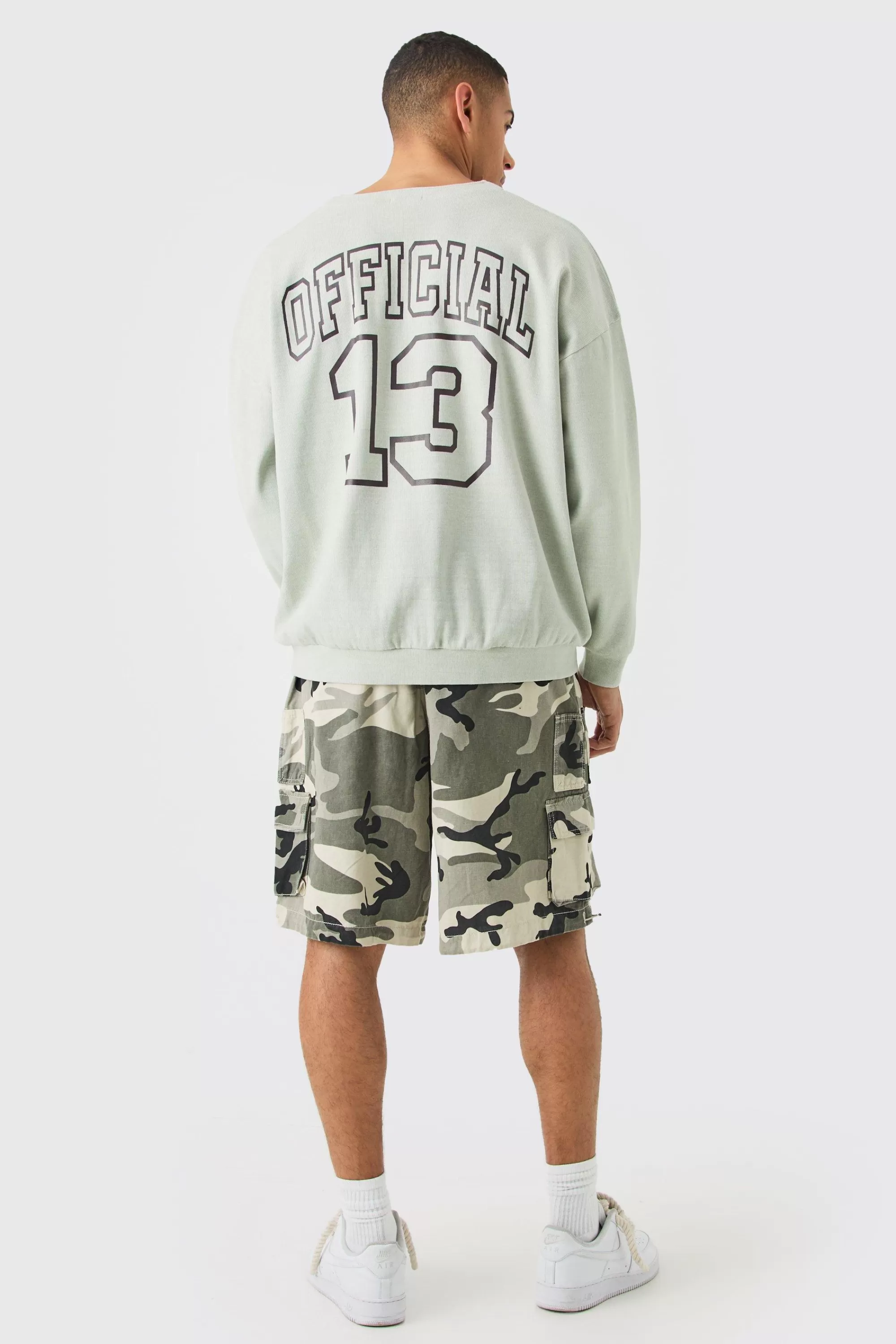 boohooMAN Oversized Heavyweight Ribbed Washed Varsity Hockey Sweatshirt | UK