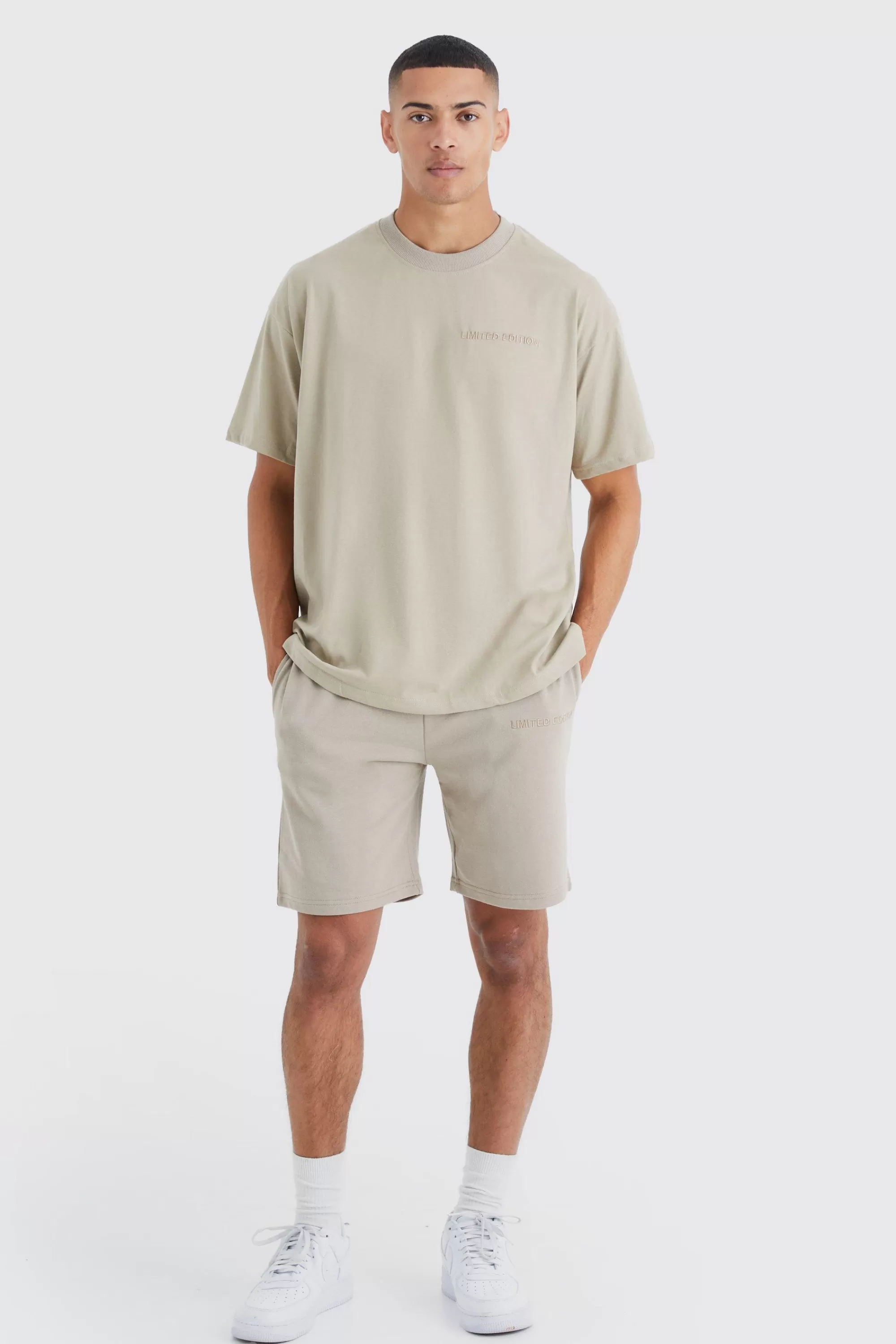boohooMAN Oversized Limited Premium Short Set | UK