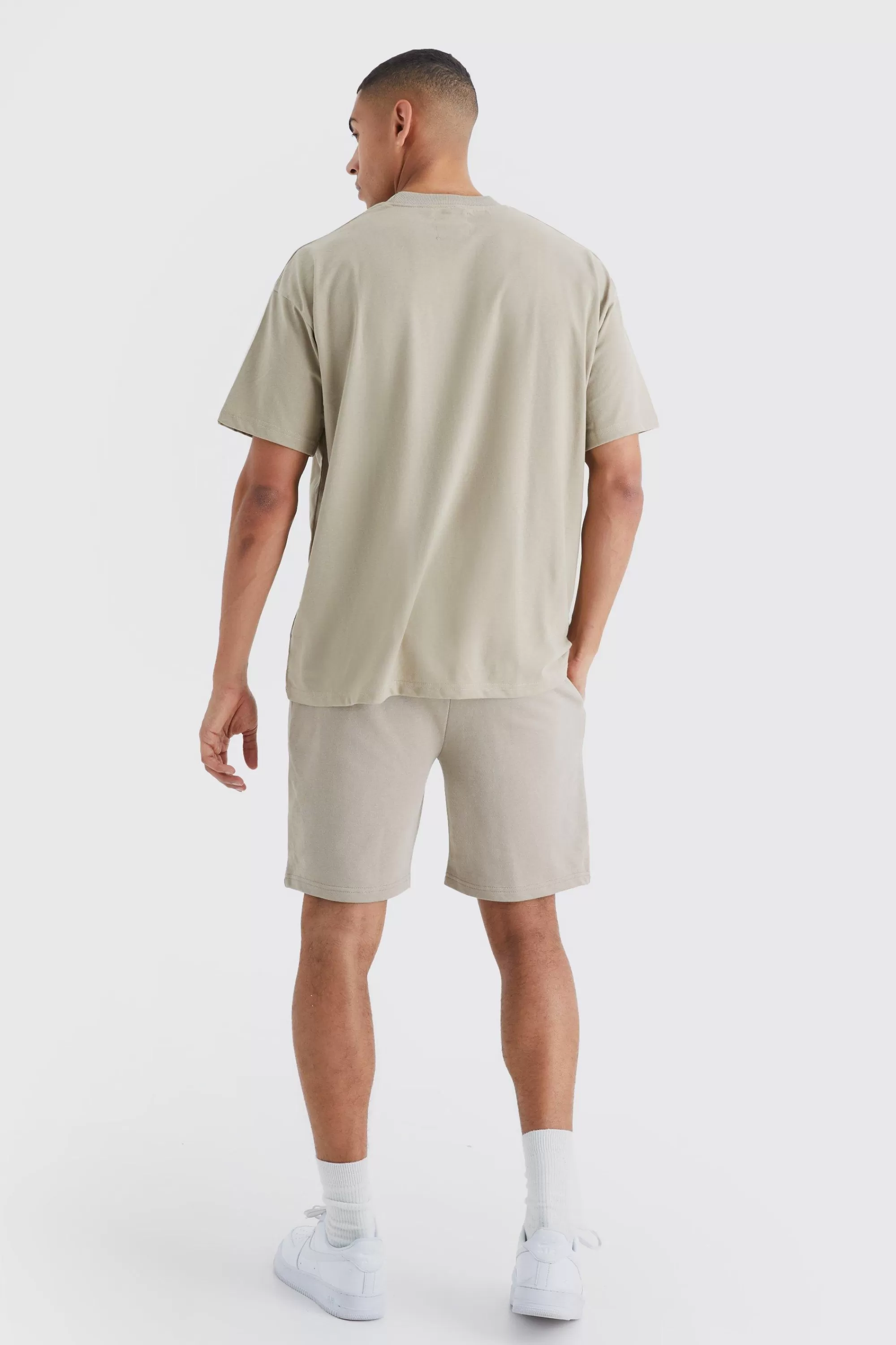 boohooMAN Oversized Limited Premium Short Set | UK