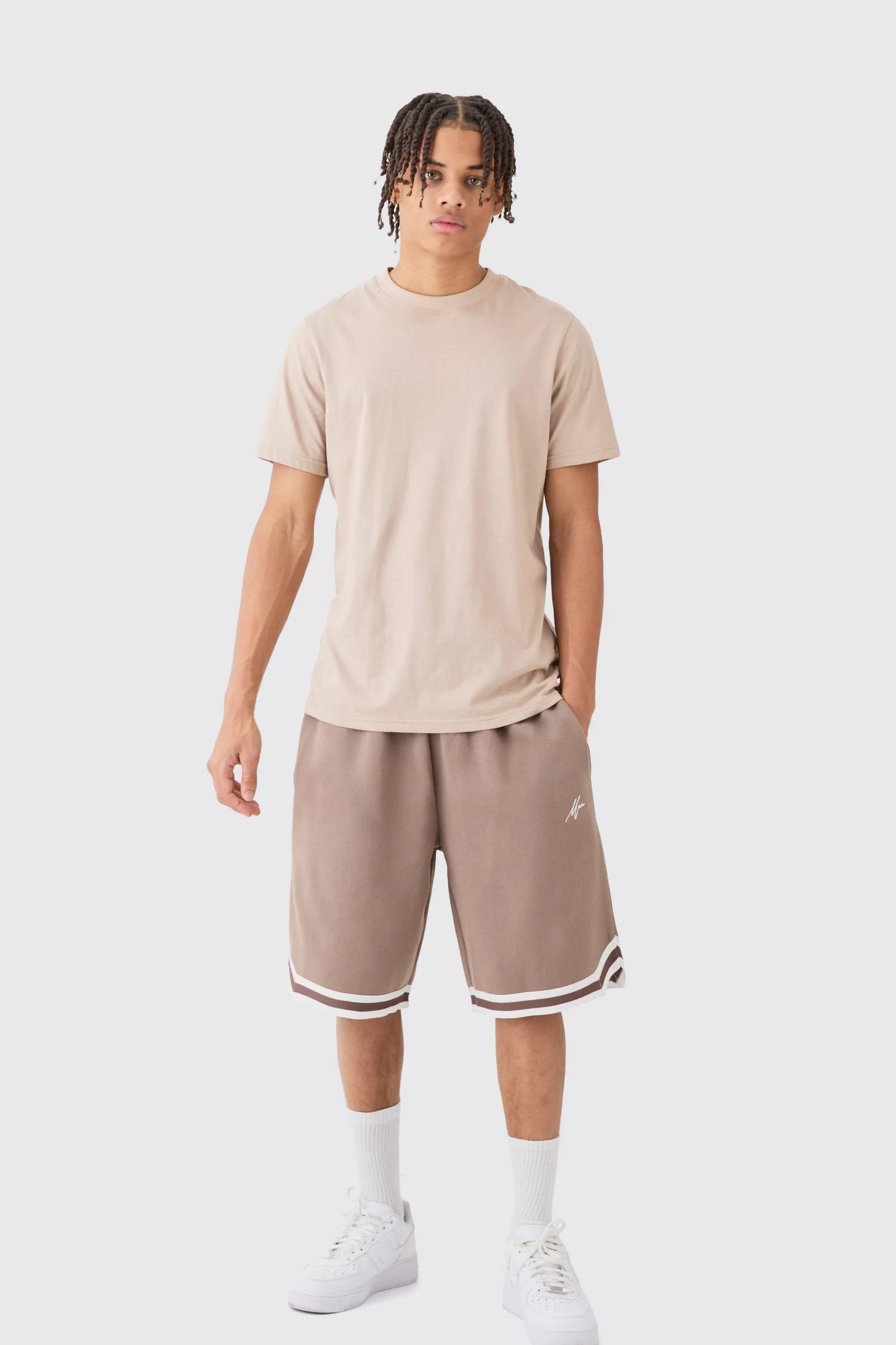 boohooMAN Oversized Man Sig Mid Length Jersey Tape Basketball Short | UK