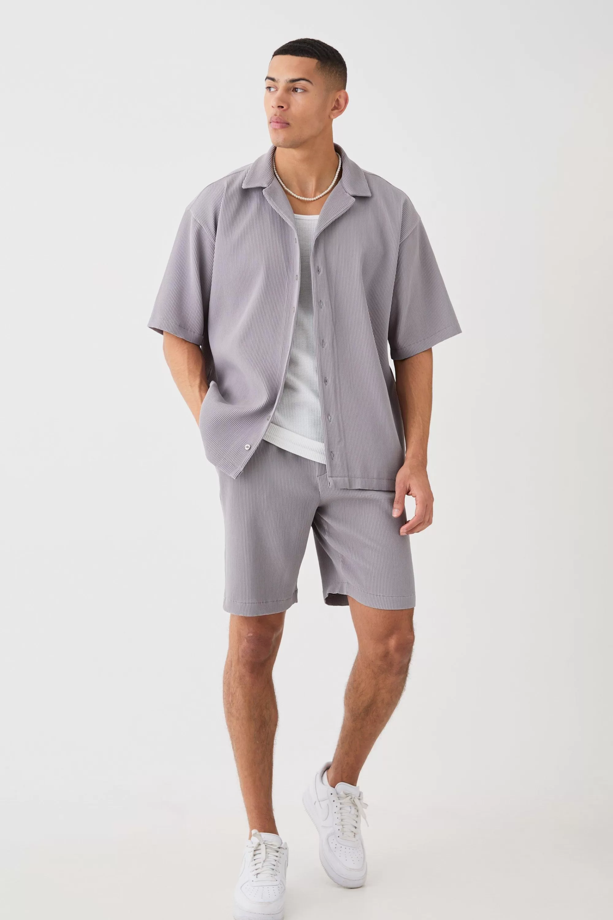 boohooMAN Oversized Short Sleeve Pleated Shirt And Short | UK