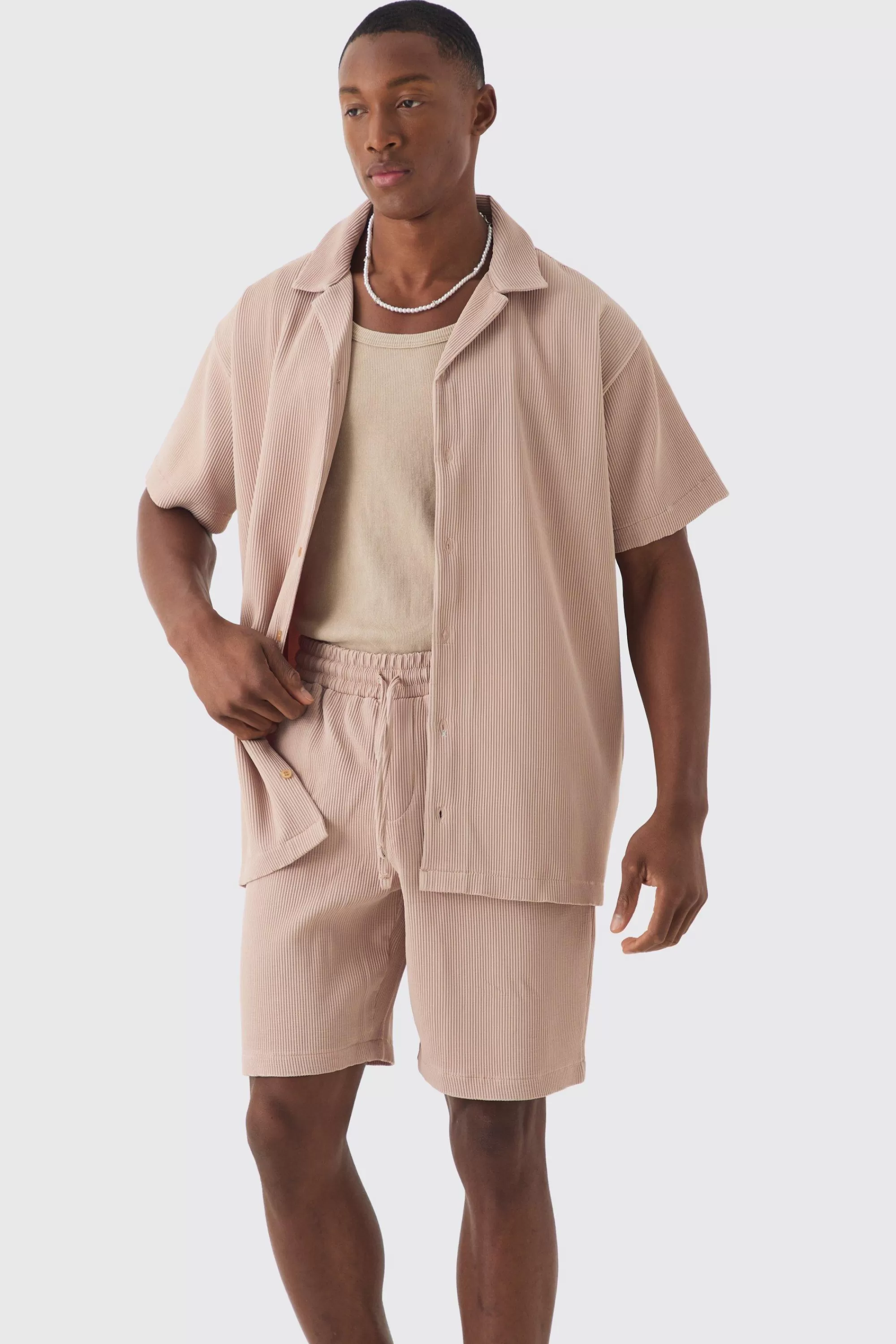 boohooMAN Oversized Short Sleeve Pleated Shirt And Short | UK