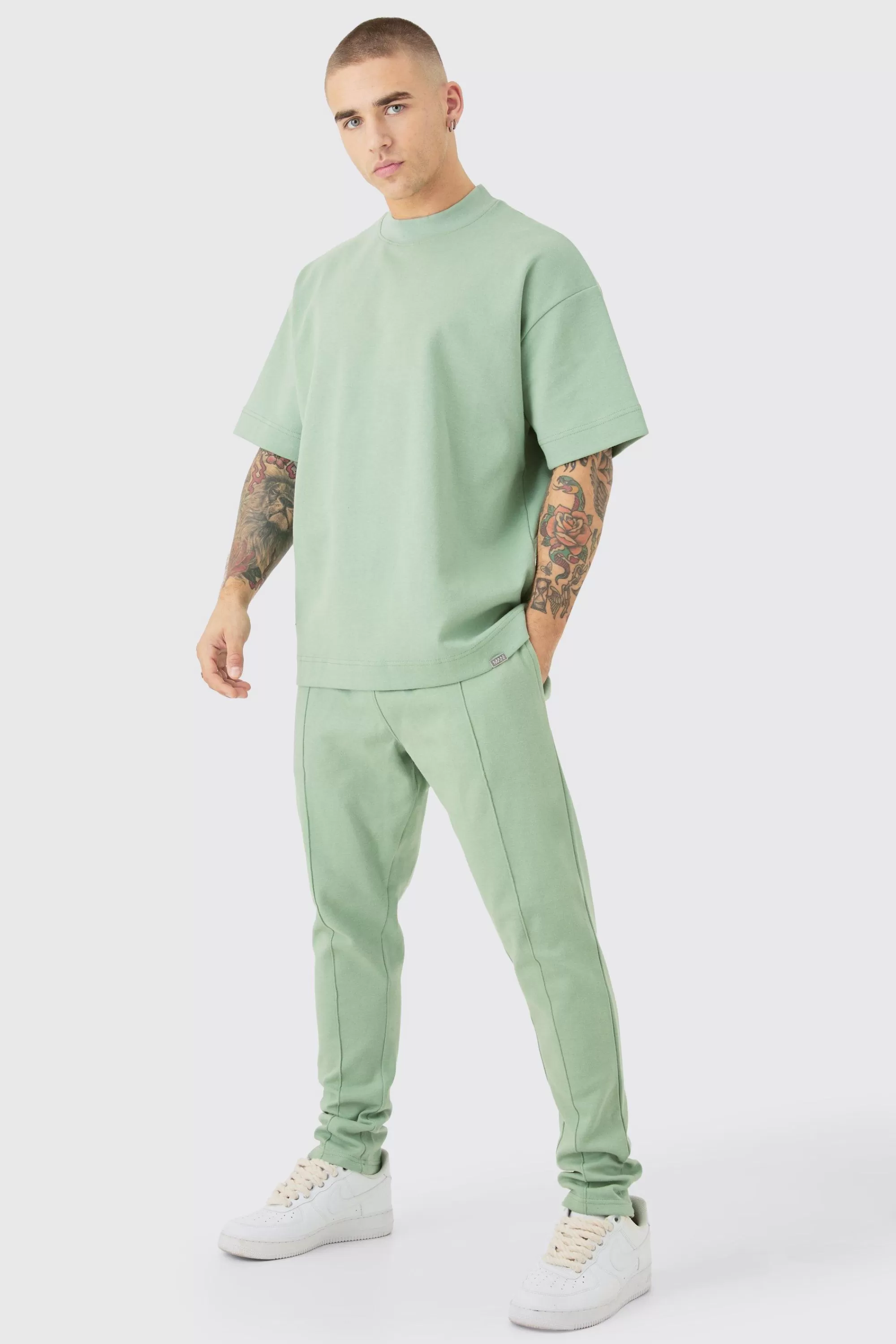 boohooMAN Oversized T-shirt & Tapered Jogger Interlock Set | UK