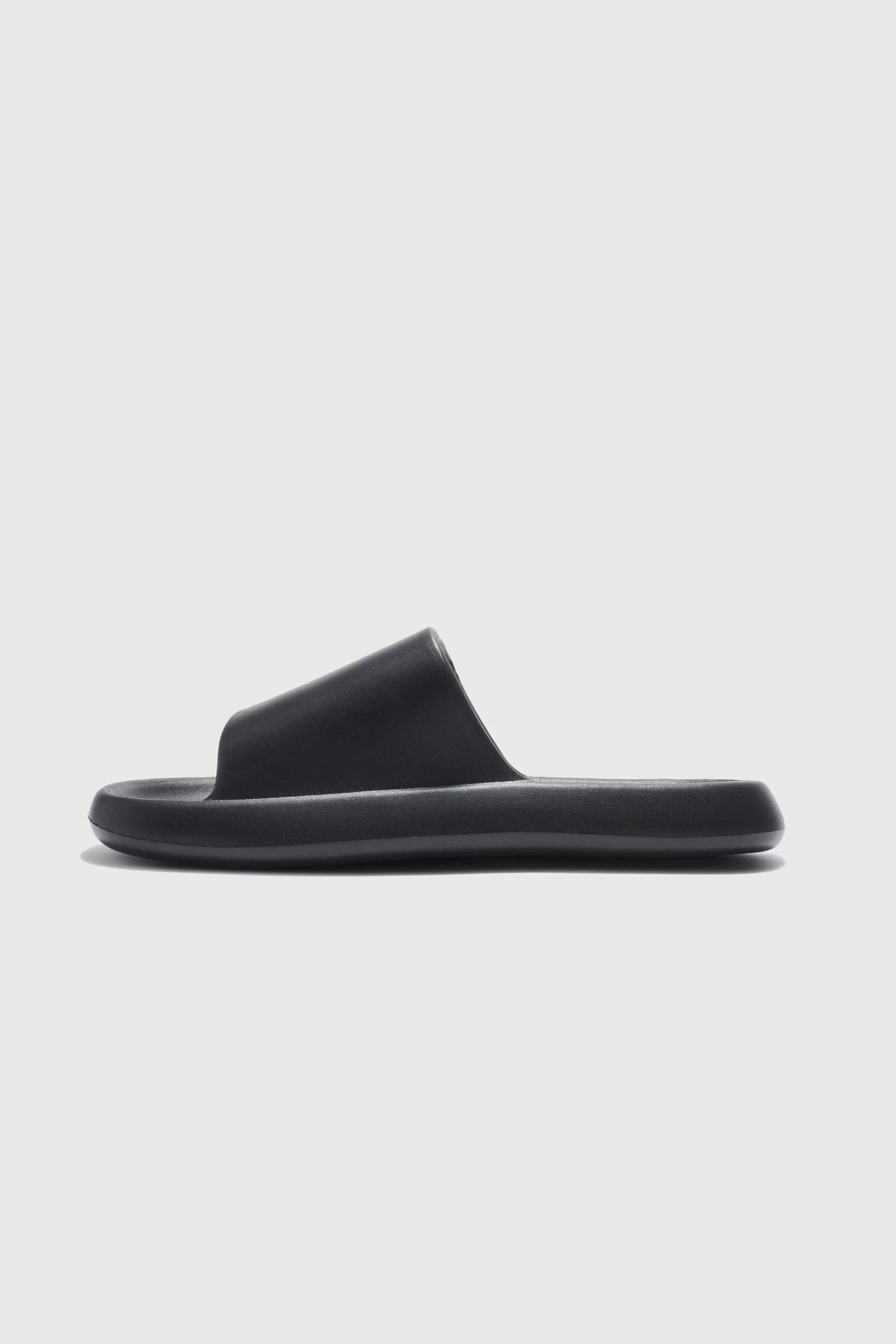 boohooMAN Plain Moulded Slider | UK