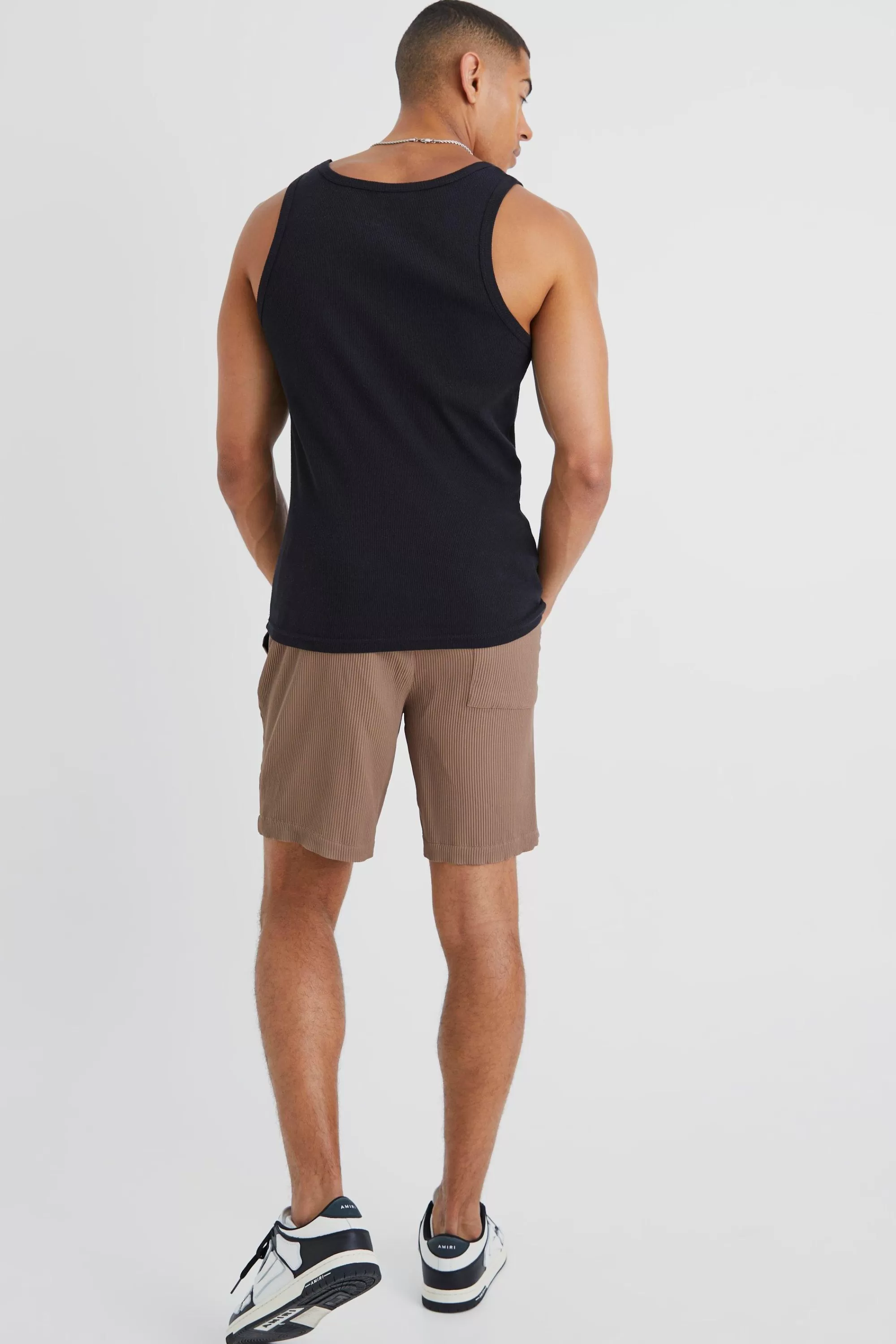 boohooMAN Pleated Mid Length Short | UK
