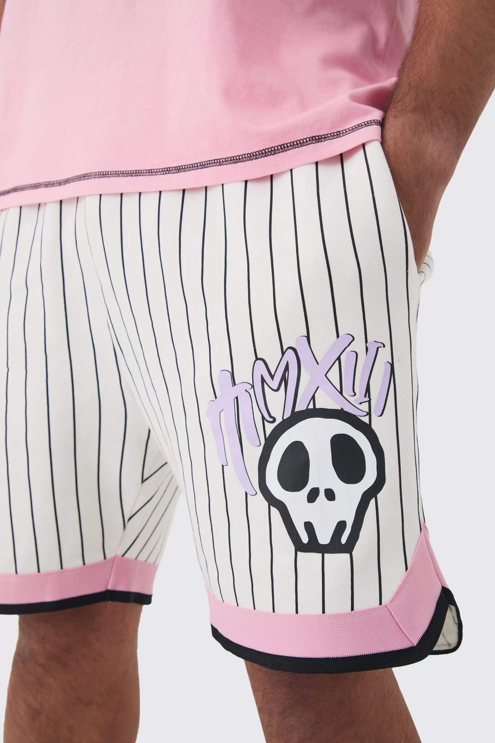 boohooMAN Plus Boxy Limited Basketball T-shirt & Short Set | UK