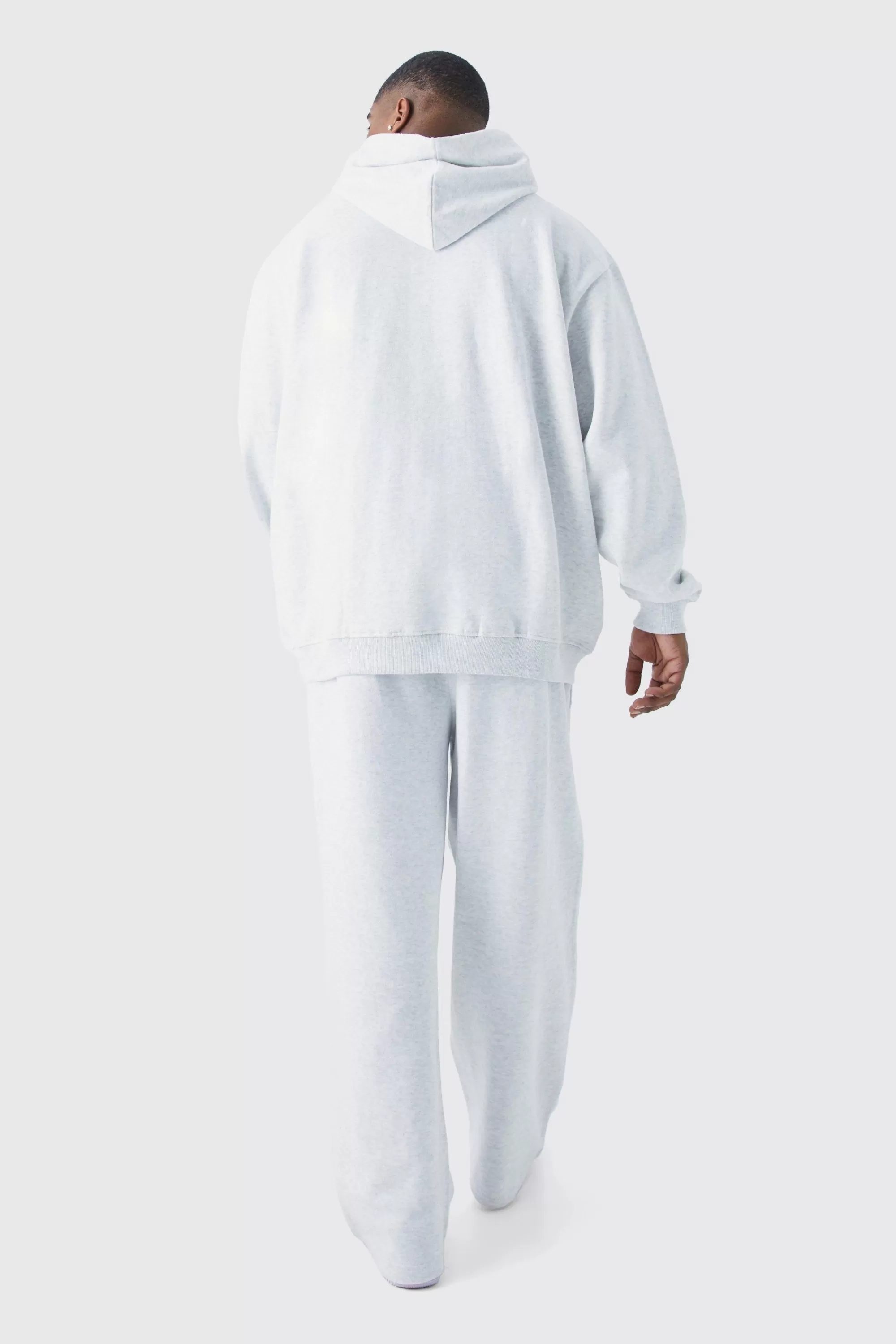 boohooMAN Plus Man Straight Leg Jogger | UK