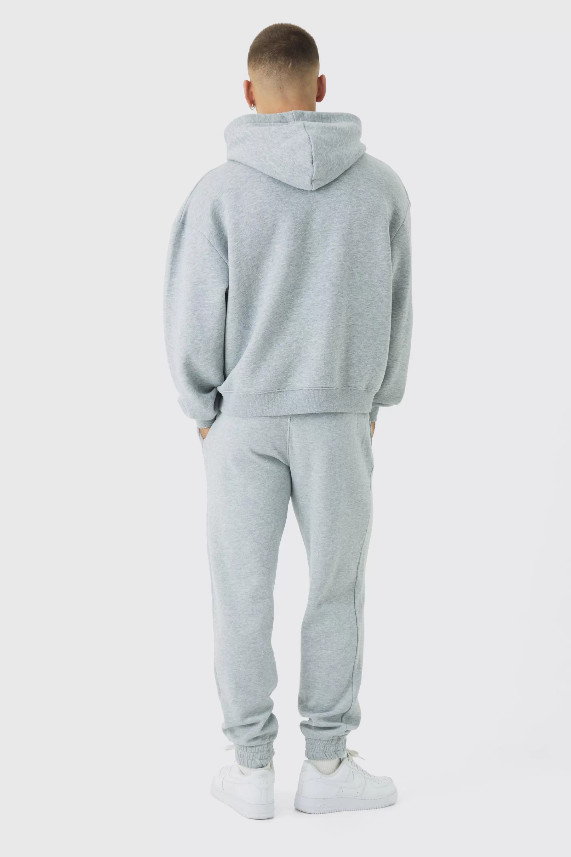 boohooMAN Regular Fit Basic Man Signature Jogger | UK
