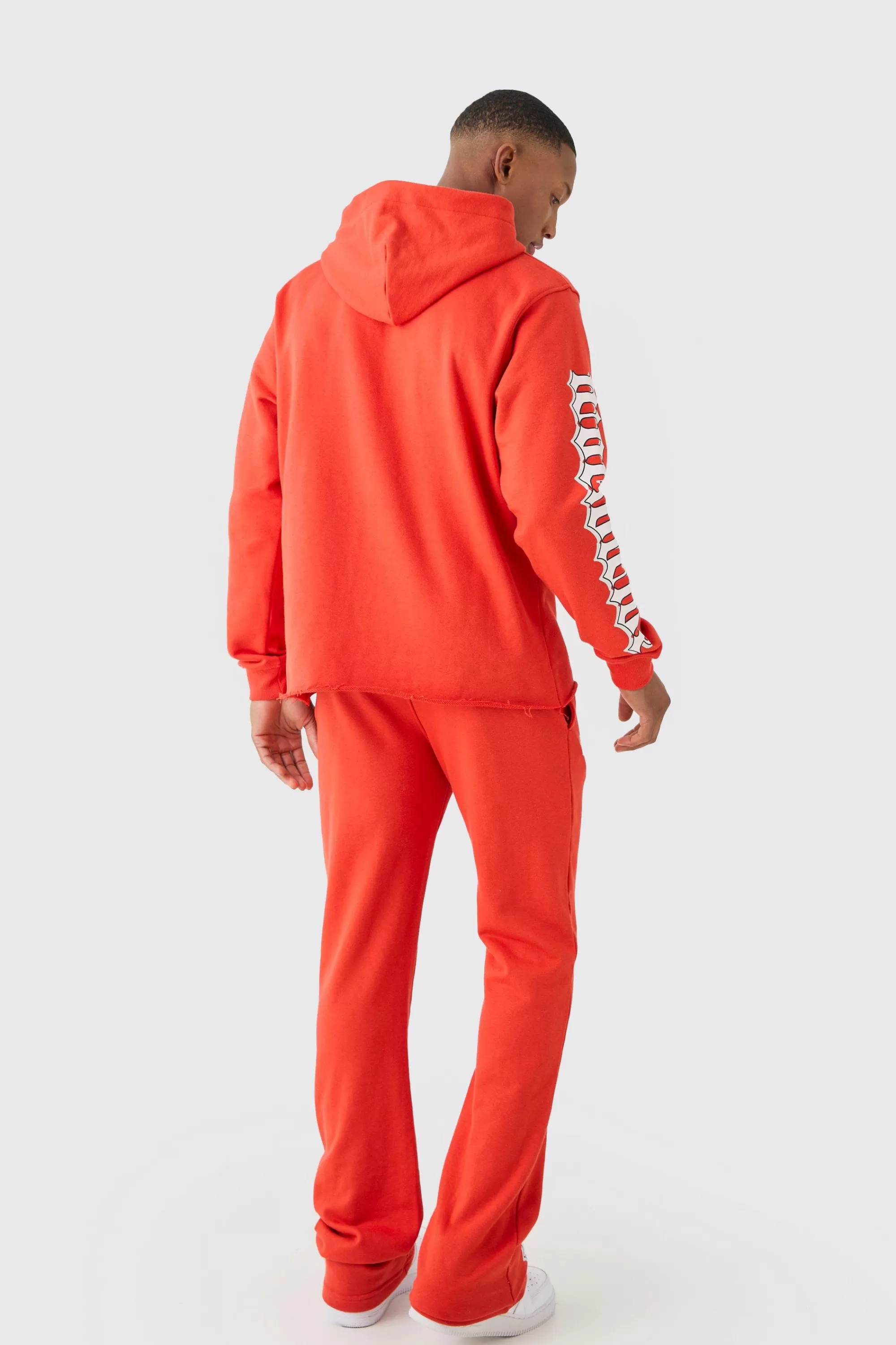 boohooMAN Regular Fit Large Graphic Raw Hem Fla Tracksuit | UK
