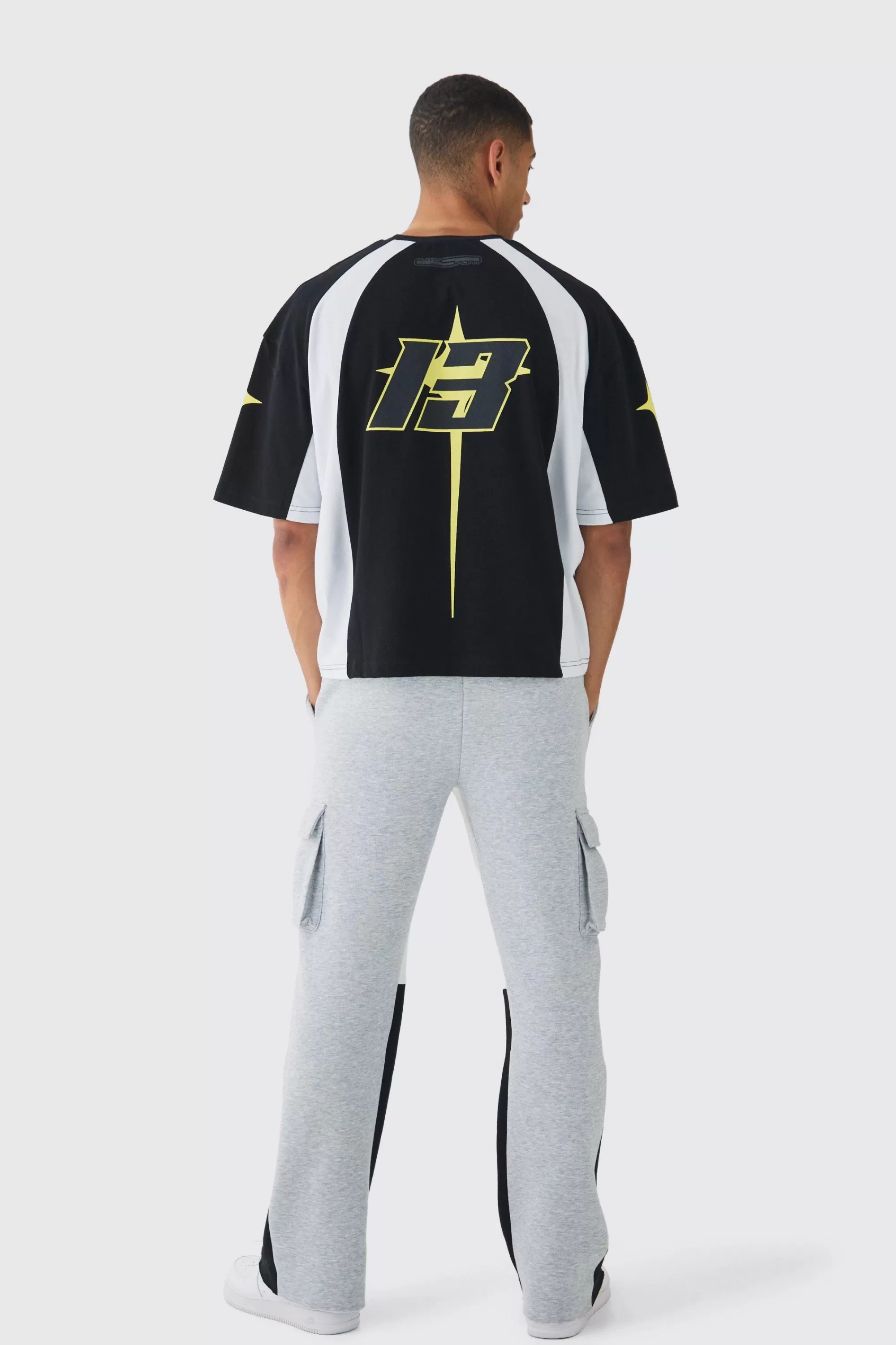 boohooMAN Regular Fit Raw Hem Gusset Cargo Jogger | UK