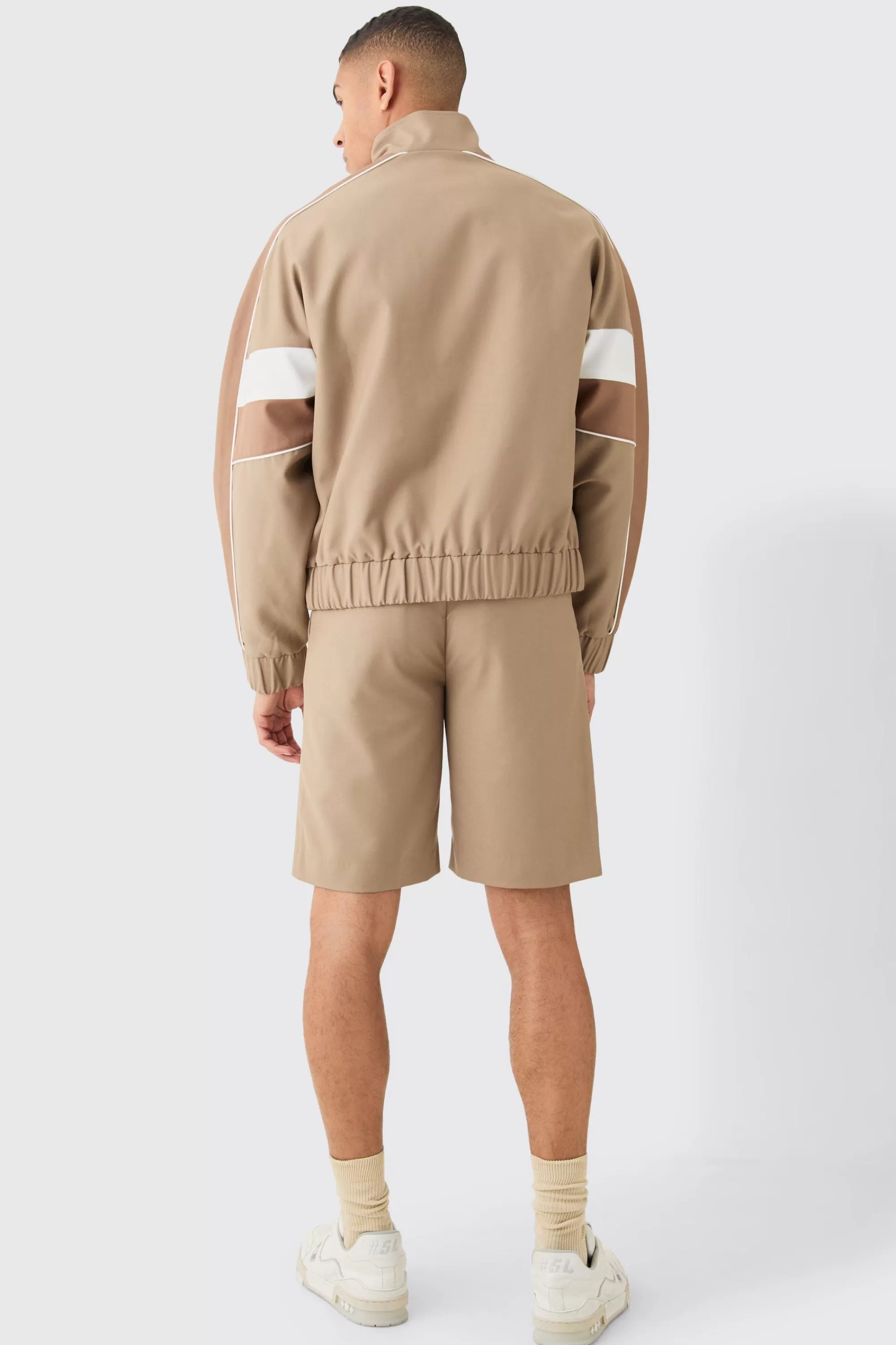 boohooMAN Relaxed Fit Tailored Shorts | UK