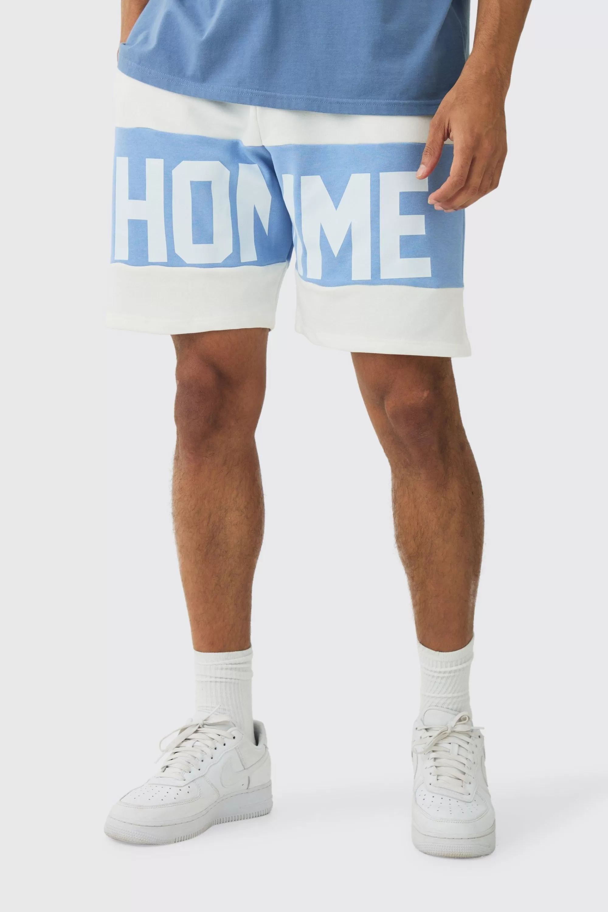 boohooMAN Relaxed Homme Print Split Hem Short | UK
