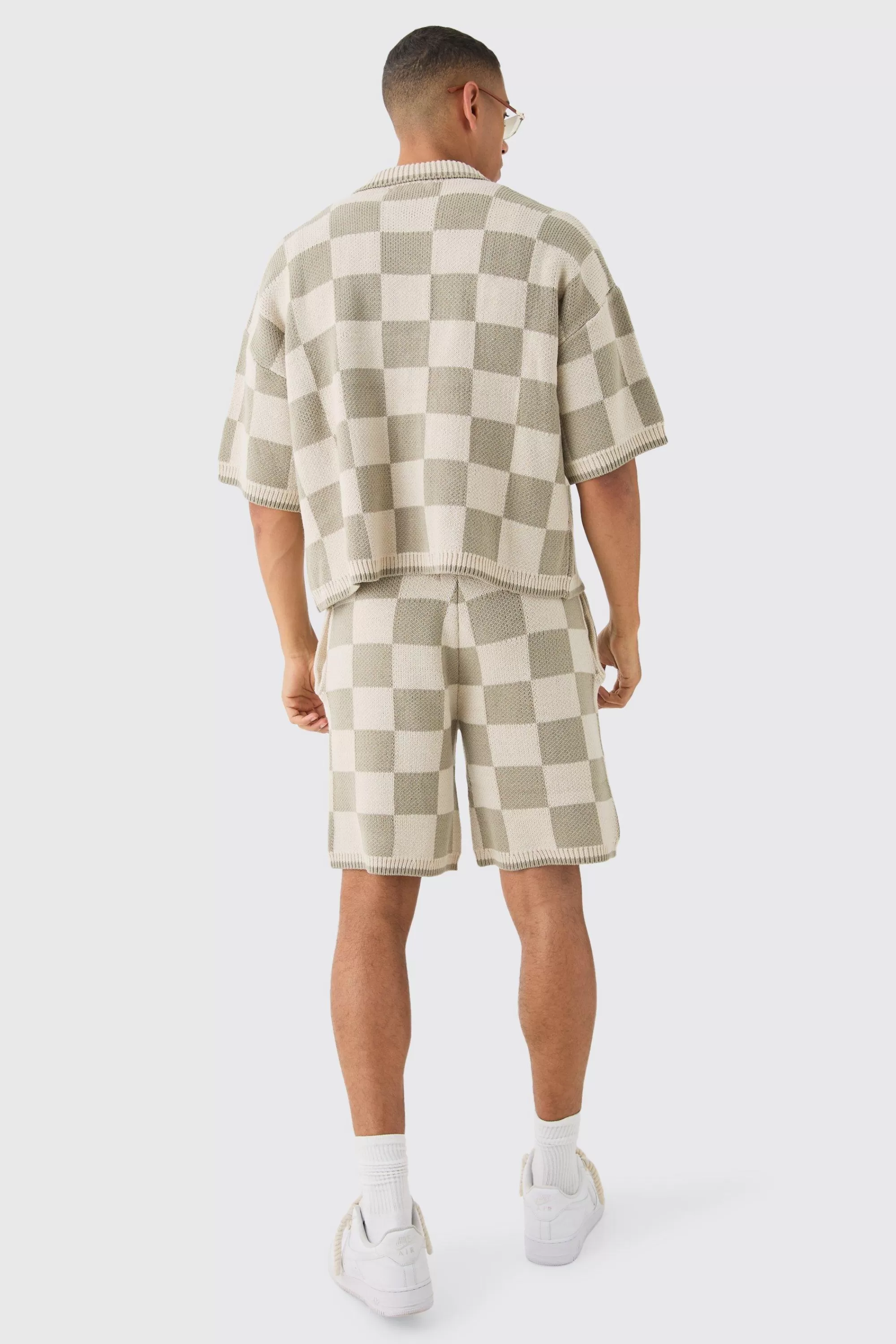 boohooMAN Relaxed Mid Length Check Knitted Short | UK