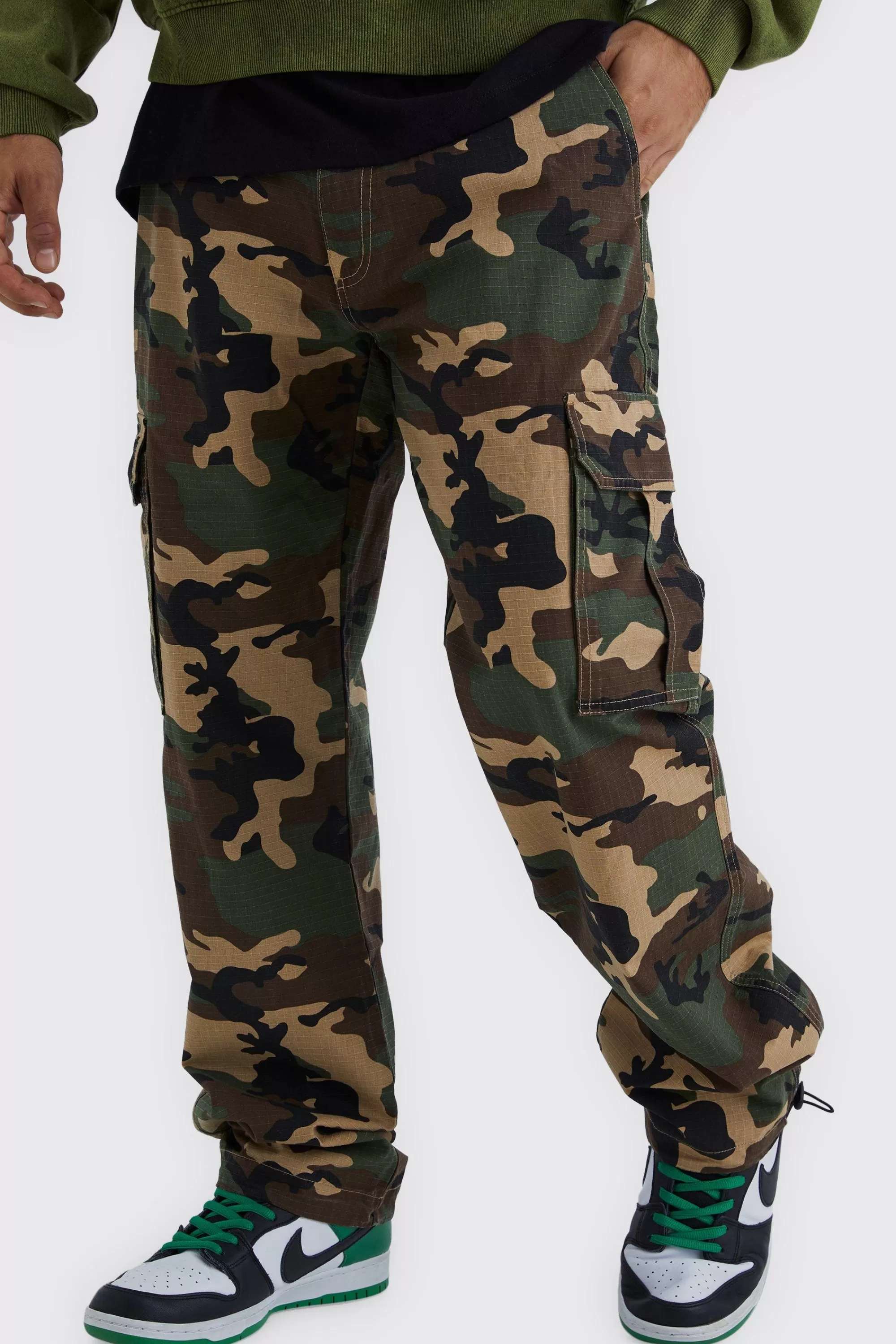 boohooMAN Relaxed Ripstop Gusset Camo Cargo Trouser | UK