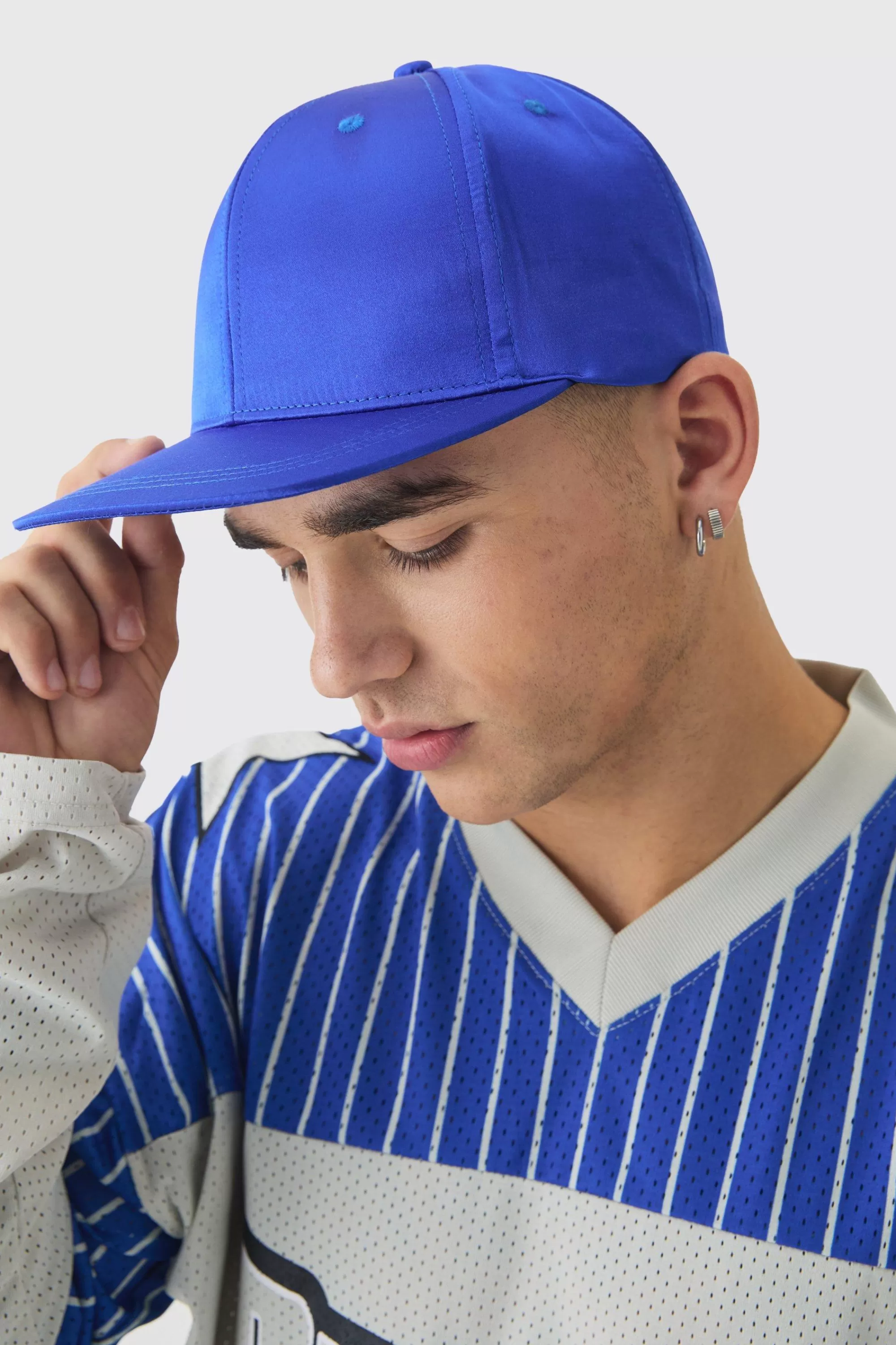 boohooMAN Satin Snapback In | UK