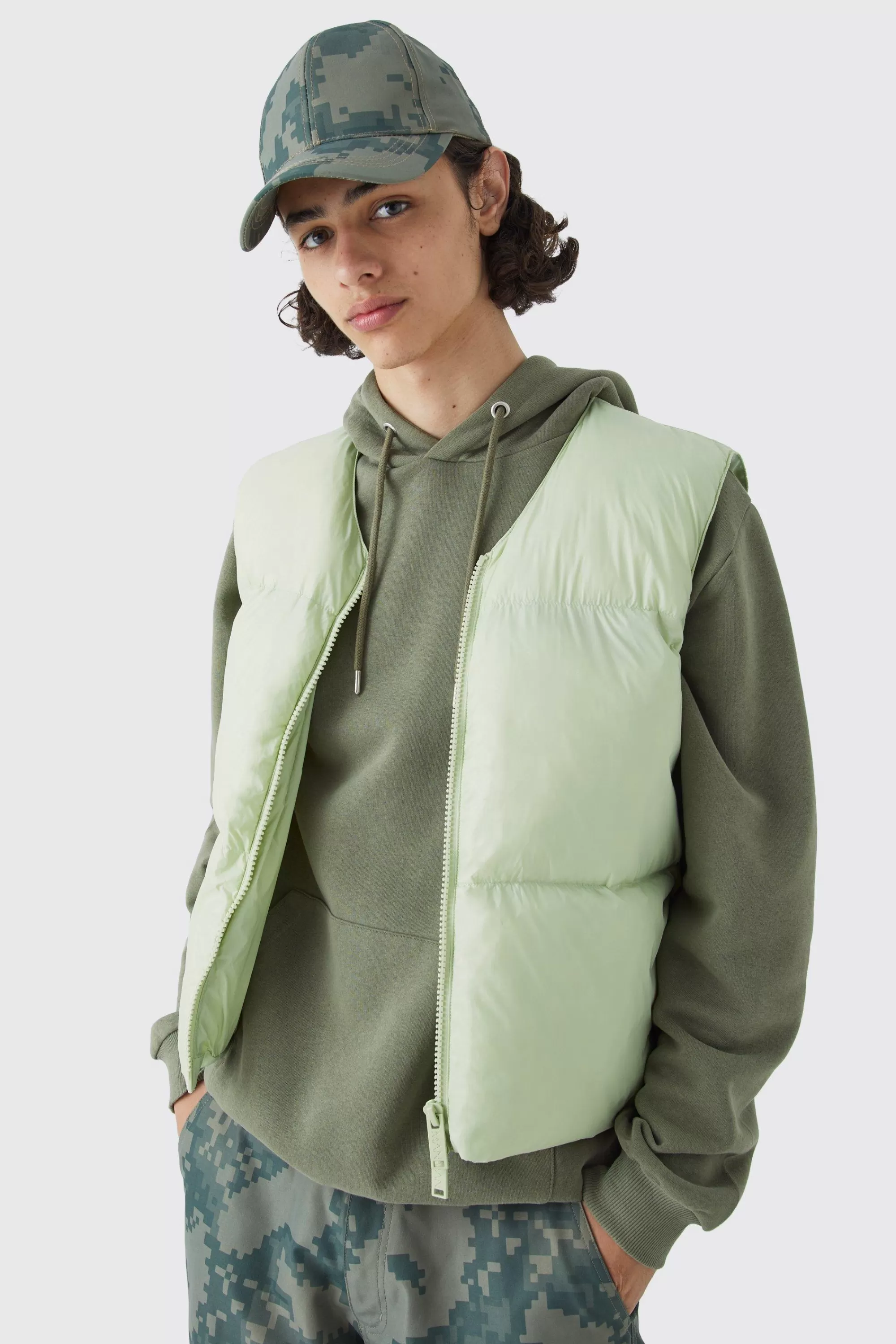 boohooMAN Sheen Quilted Nylon Gilet | UK