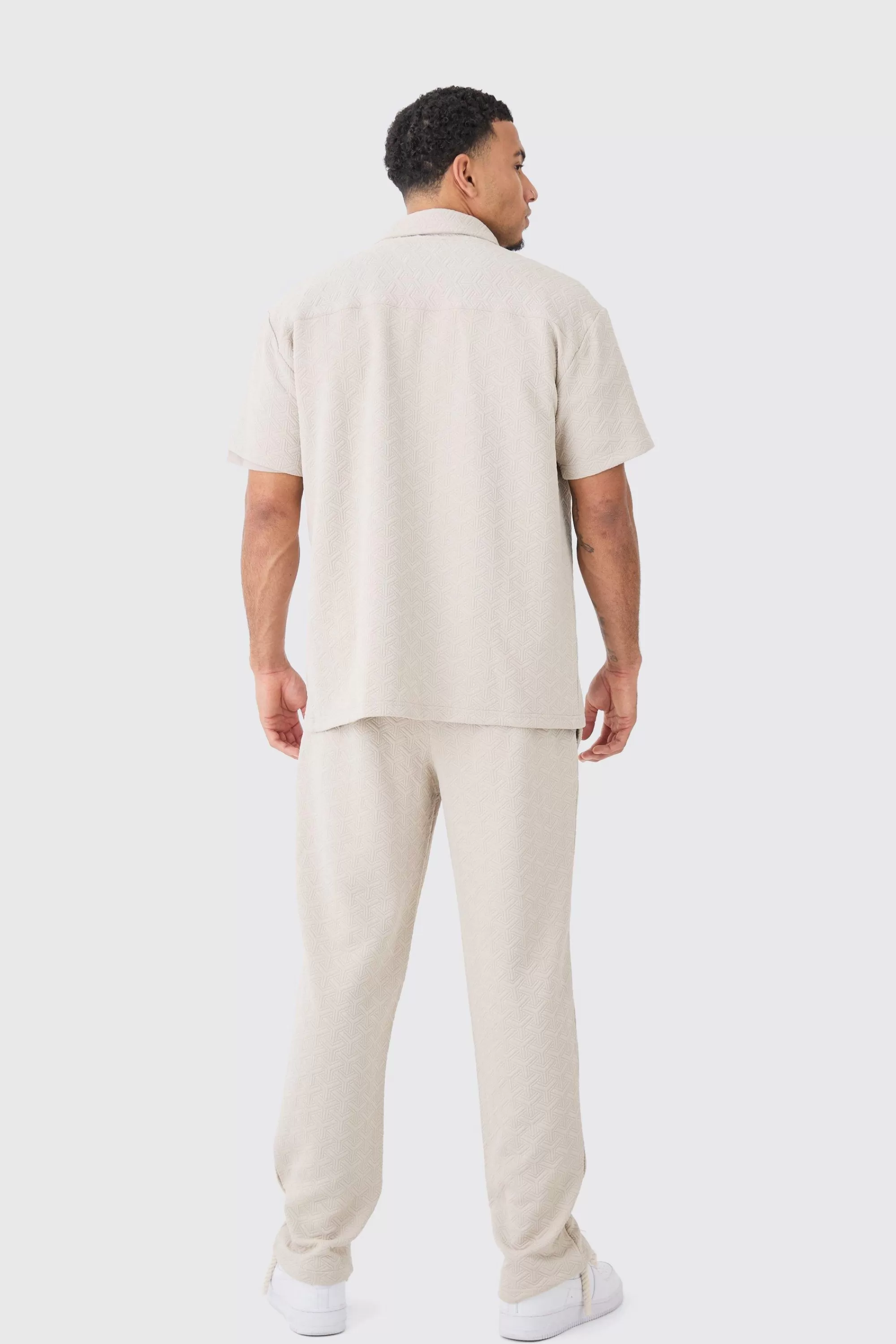boohooMAN Short Sleeve Oversized Diamond Stretch Shirt & Trouser | UK