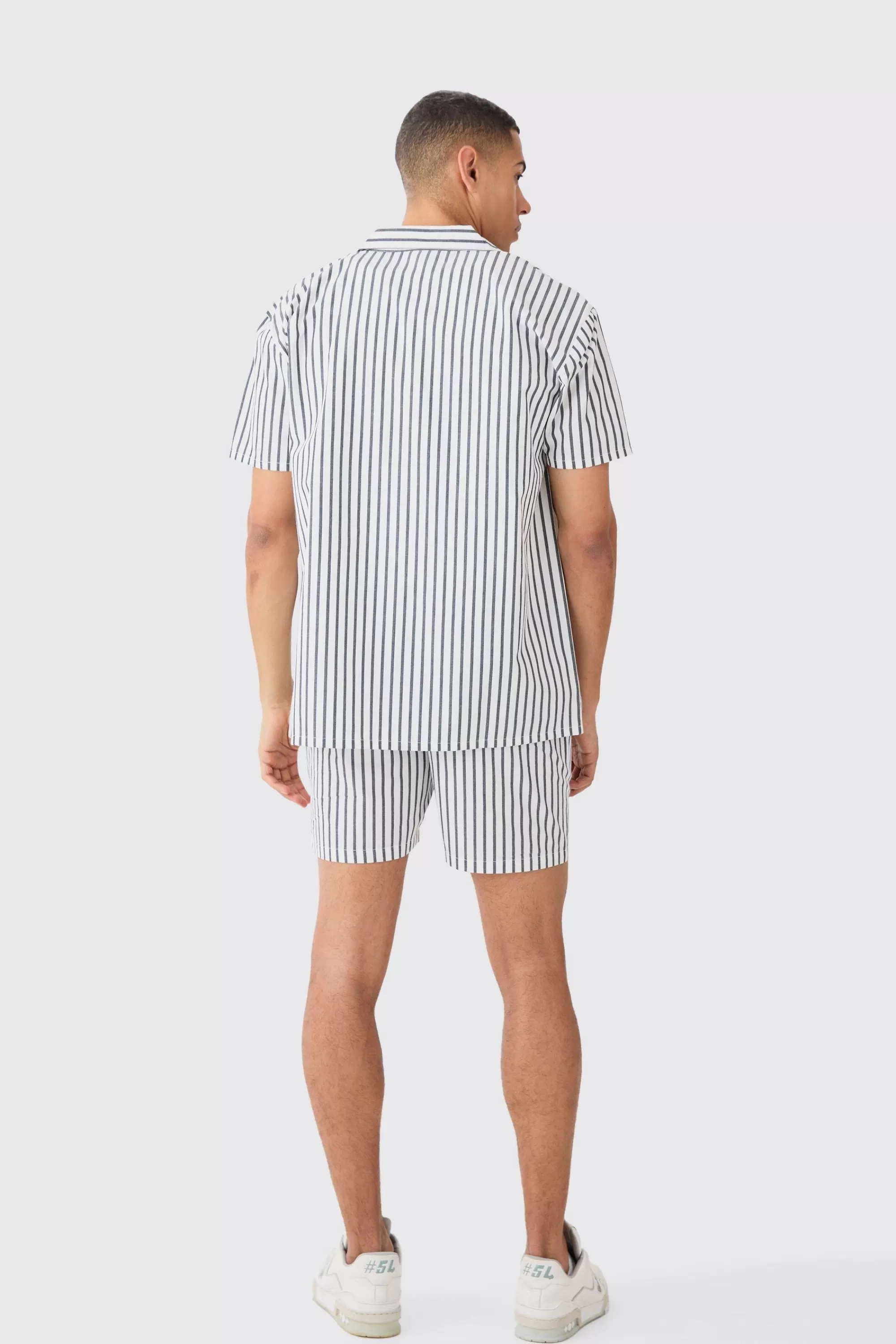 boohooMAN Short Sleeve Oversized Stripe Hem Pocket Shirt | UK