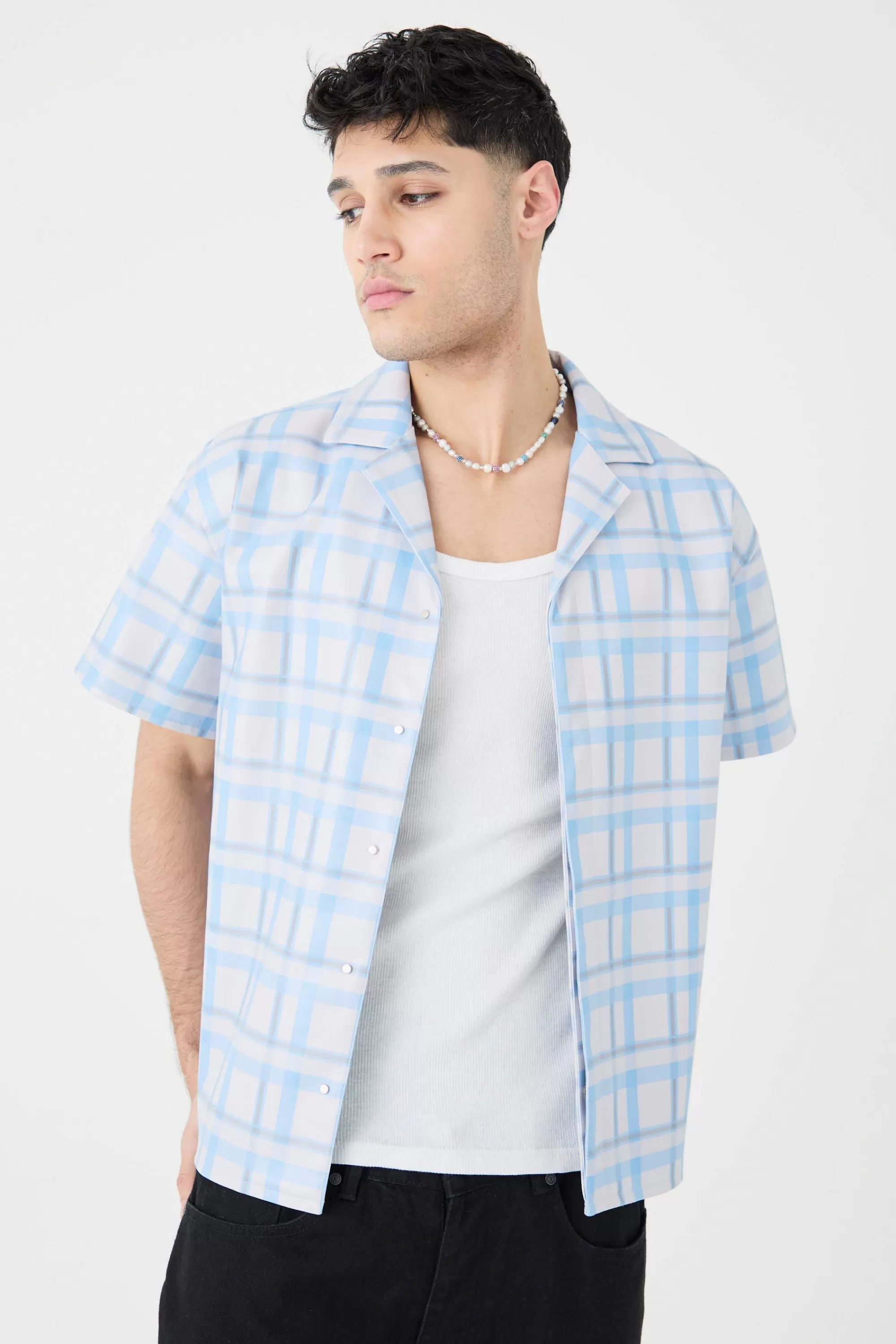boohooMAN Short Sleeve Revere Boxy Check Pu Shirt | UK
