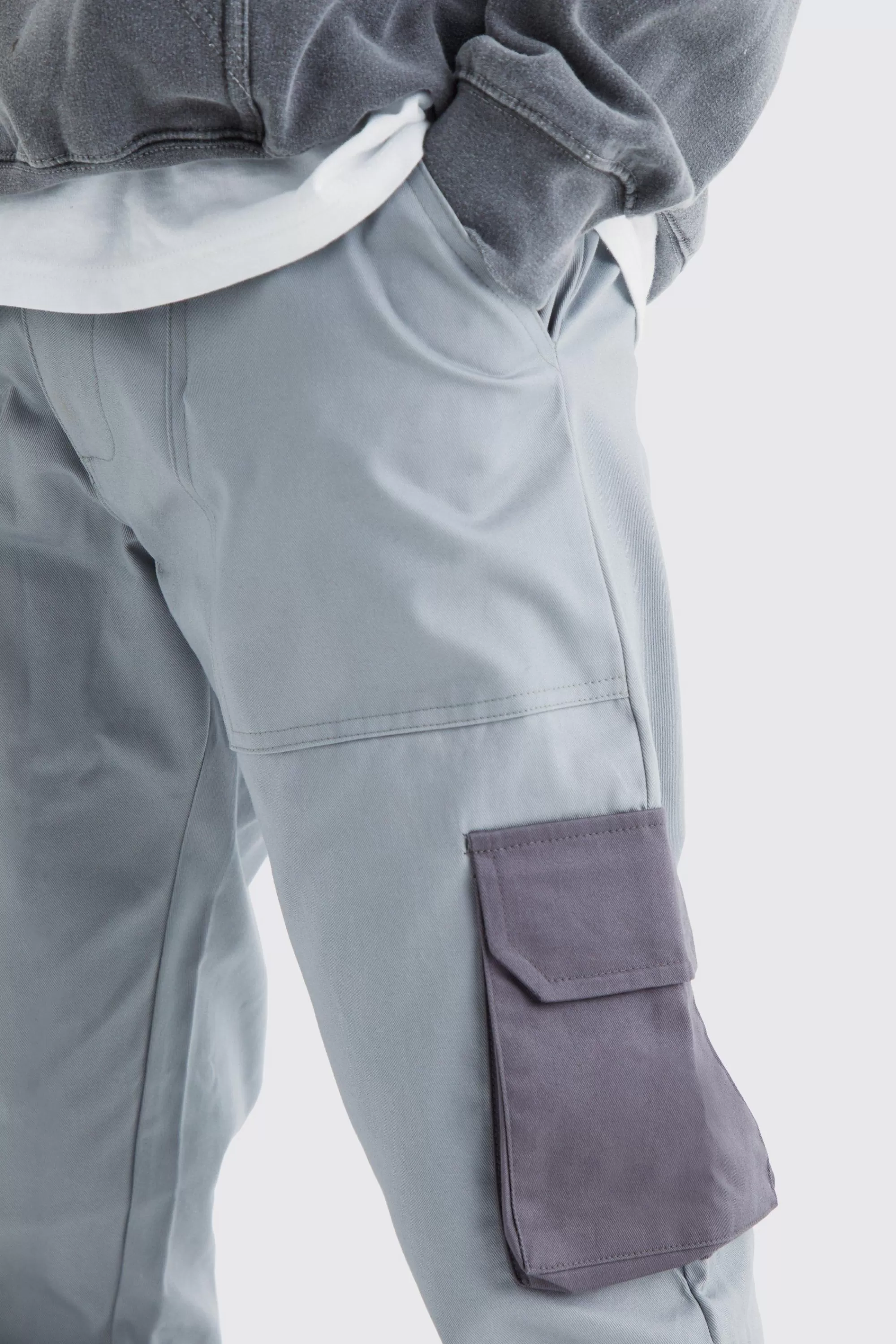 boohooMAN Slim Fit Colour Block Cargo Trouser With Woven Tab | UK