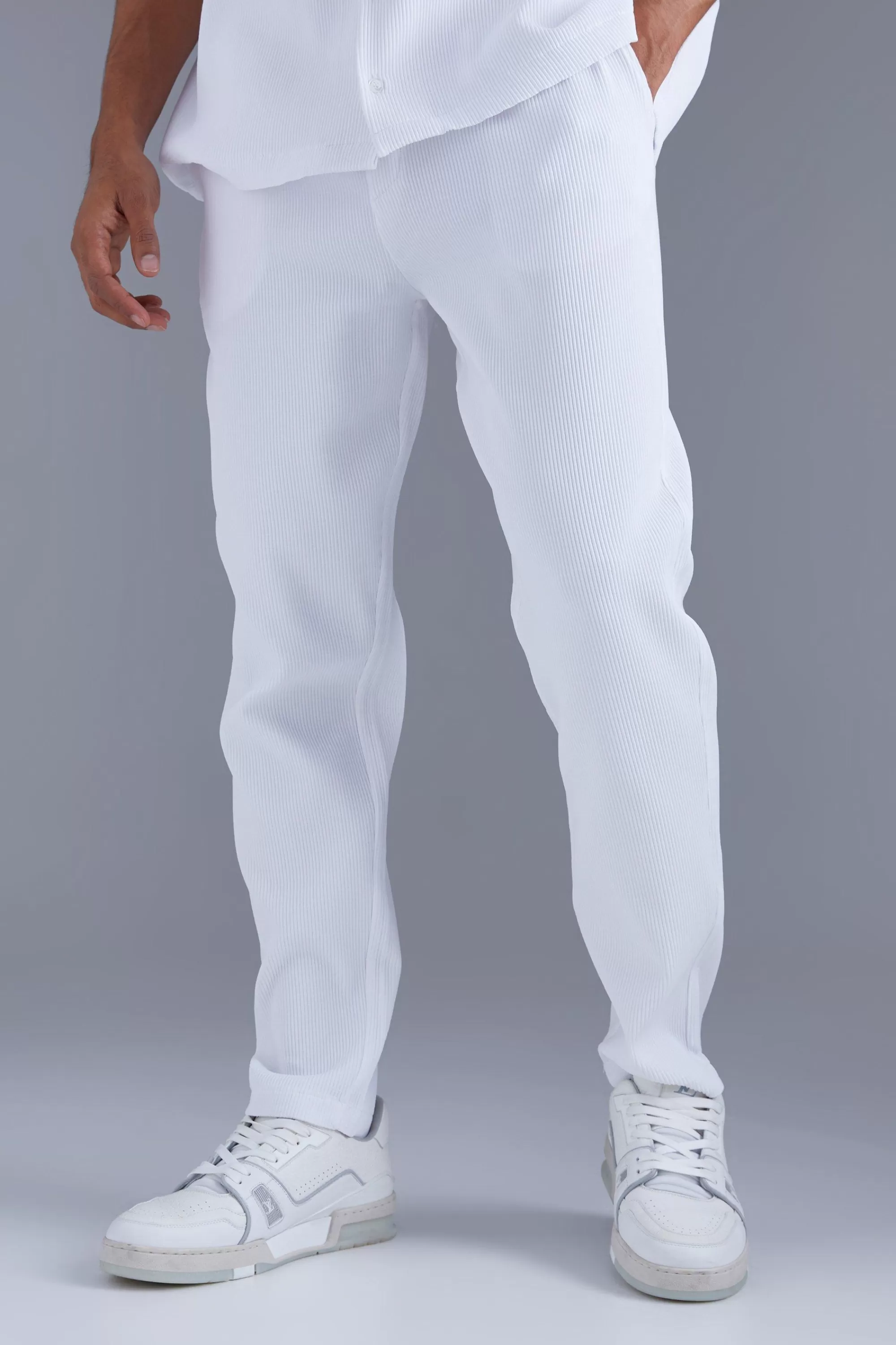 boohooMAN Slim Fit Pleated Trousers | UK