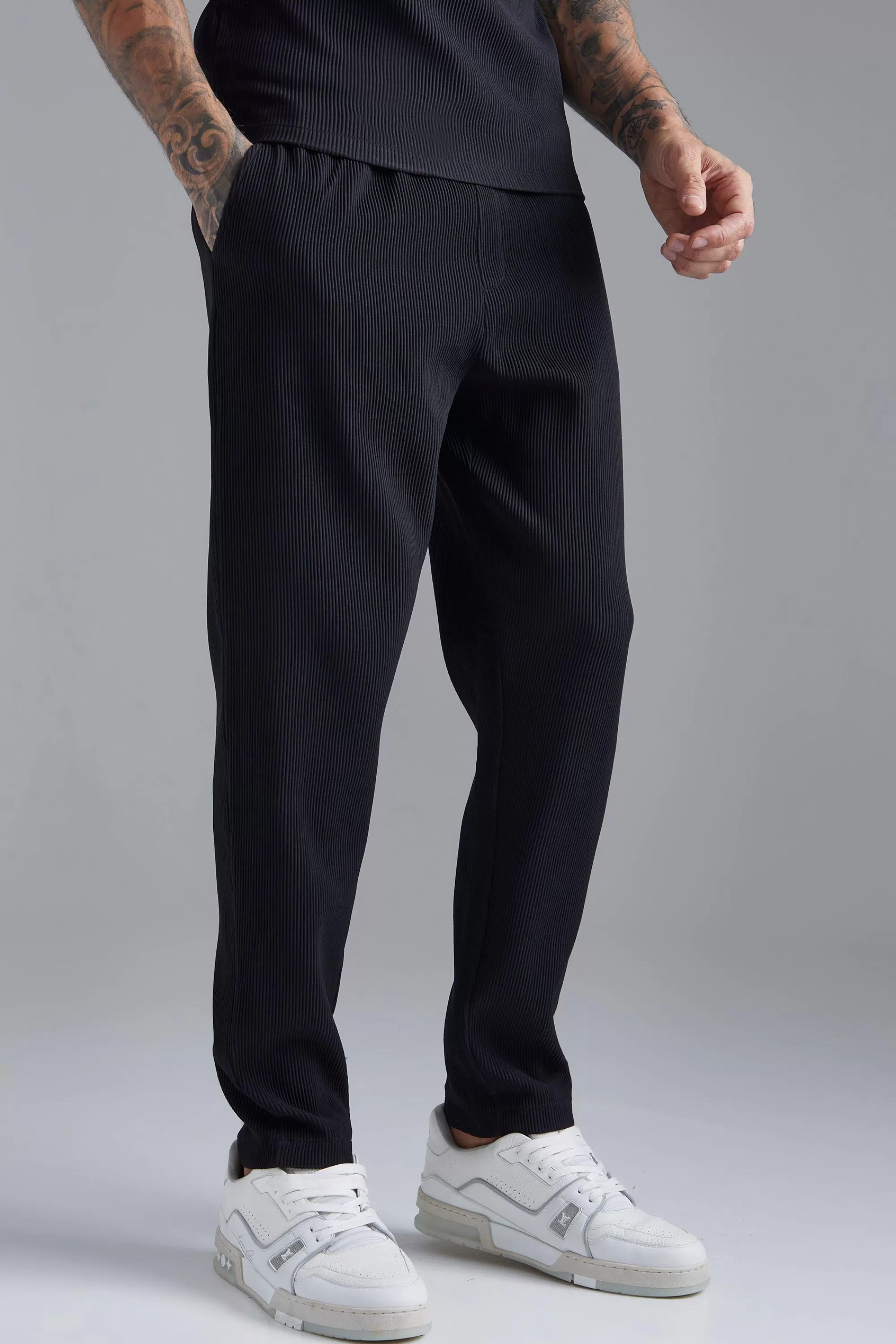 boohooMAN Slim Fit Pleated Trousers | UK
