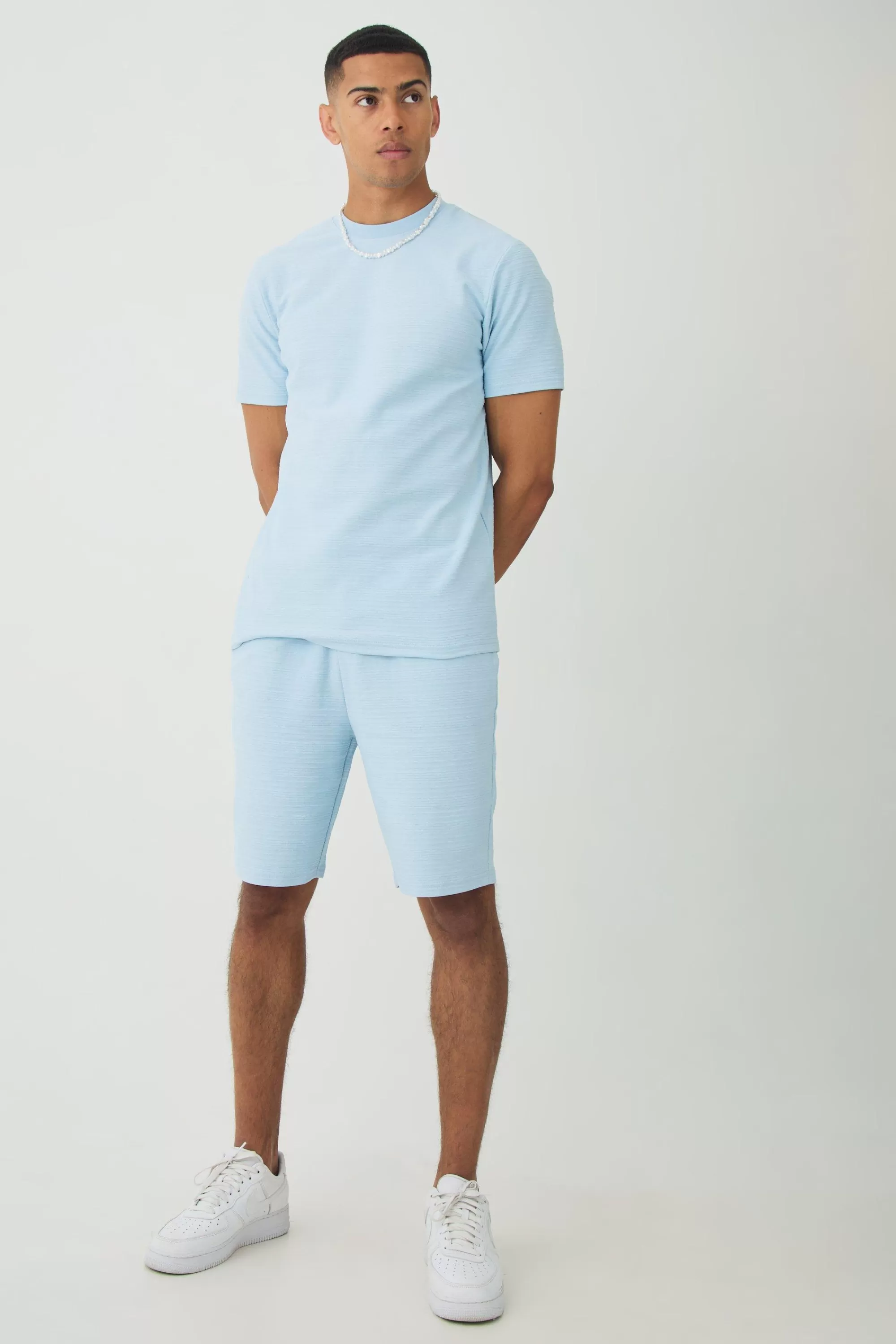 boohooMAN Slim Jacquard Stripe T-shirt & Short Set | UK