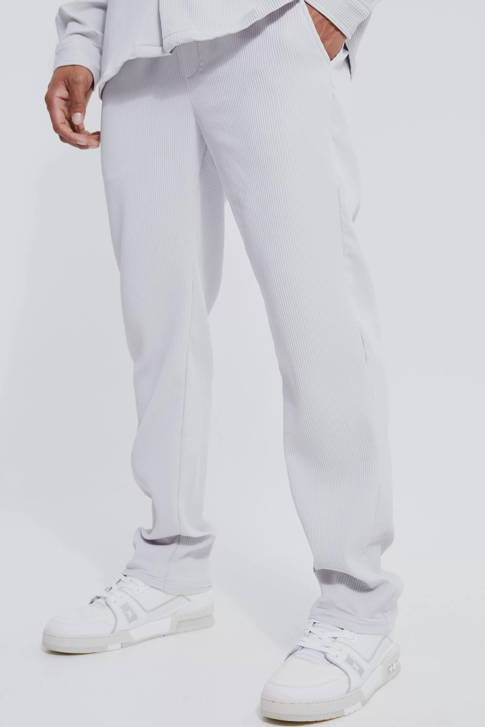 boohooMAN Slim Pleated Trouser | UK
