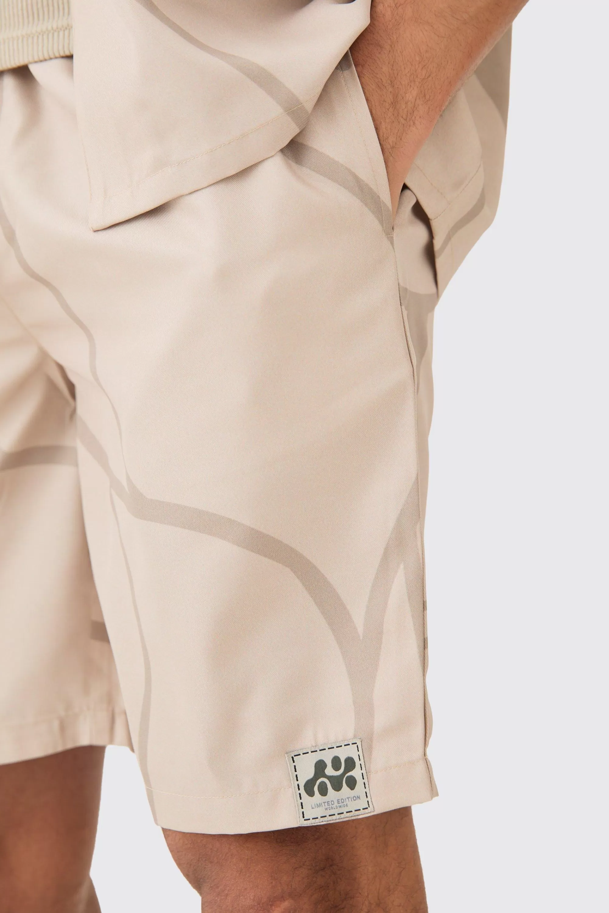 boohooMAN Soft Twill Abstract Printed Tab Shirt And Short | UK