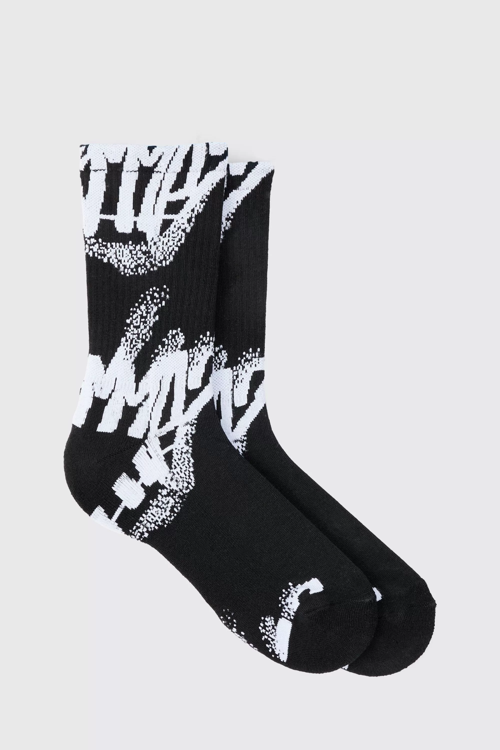 boohooMAN Spray Grafitti Arch Support Socks | UK