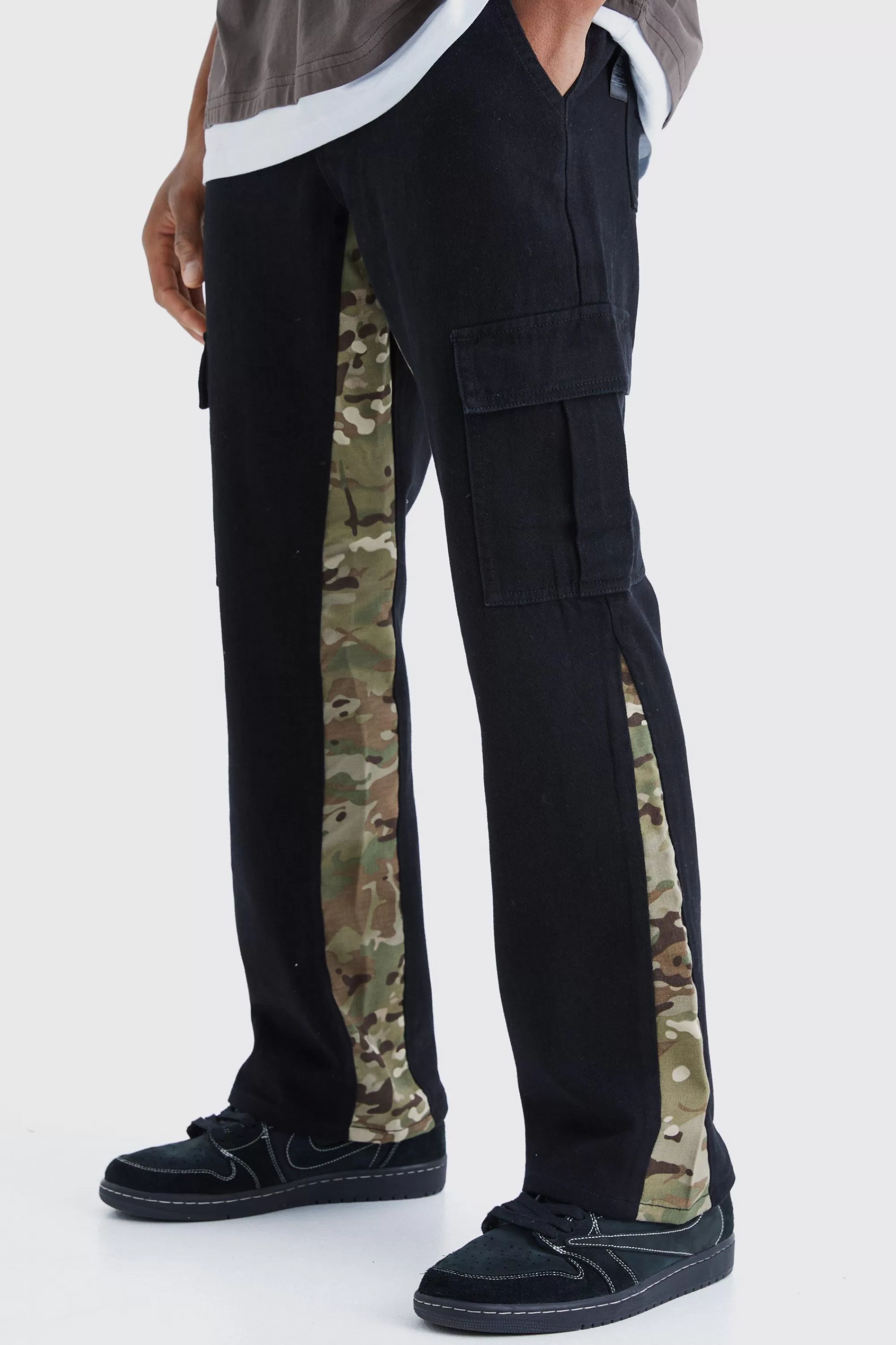 boohooMAN Straight Leg Camo Gusset Cargo Trouser | UK