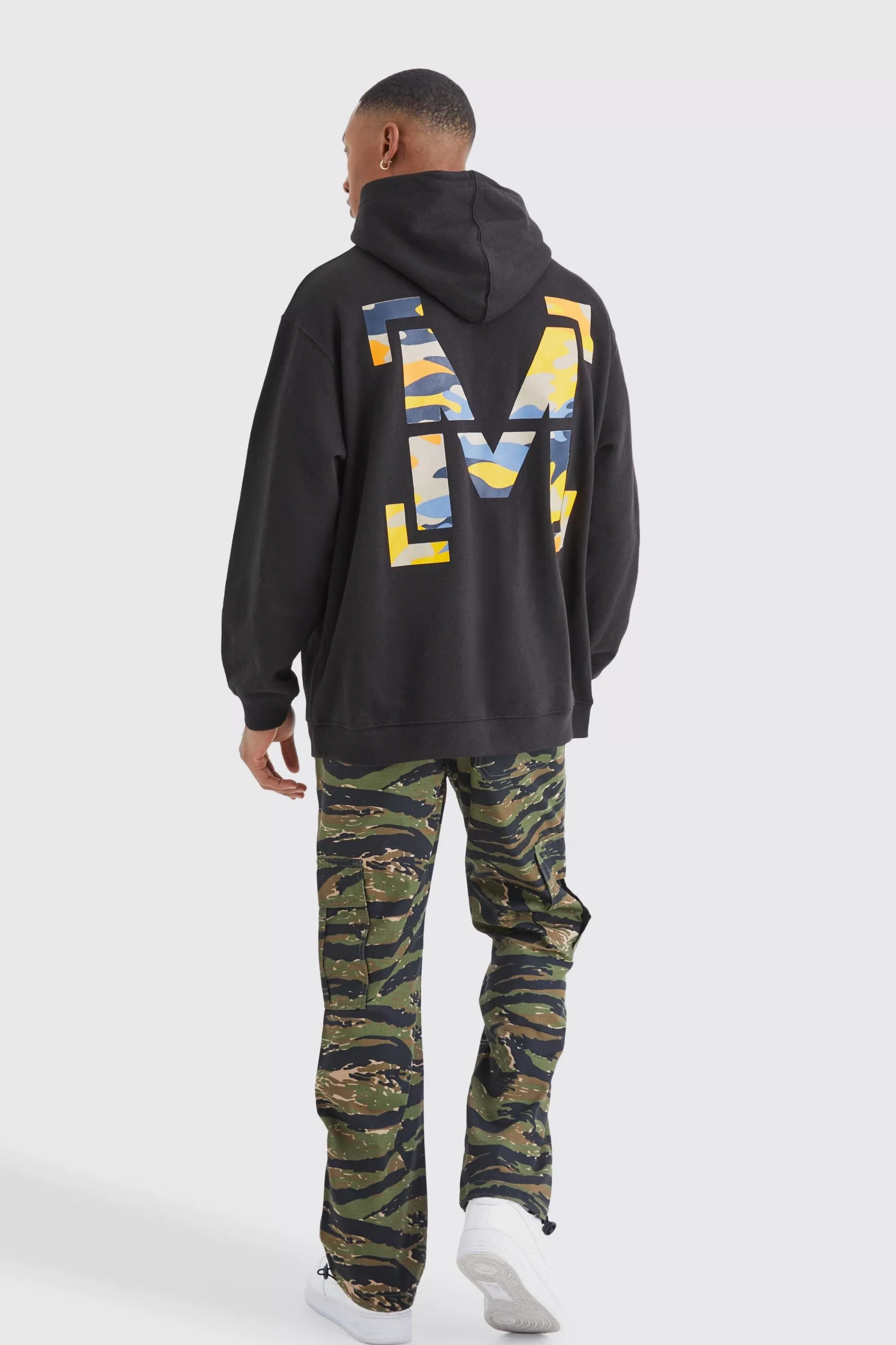 boohooMAN Straight Leg Camo Trouser | UK
