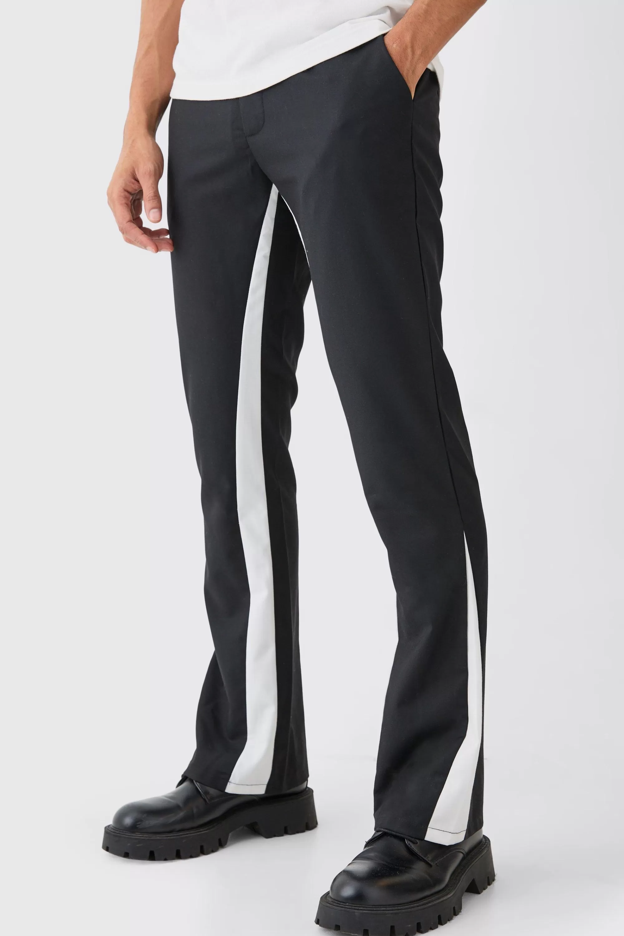 boohooMAN Tailored Gusset Detail Flared Trousers | UK