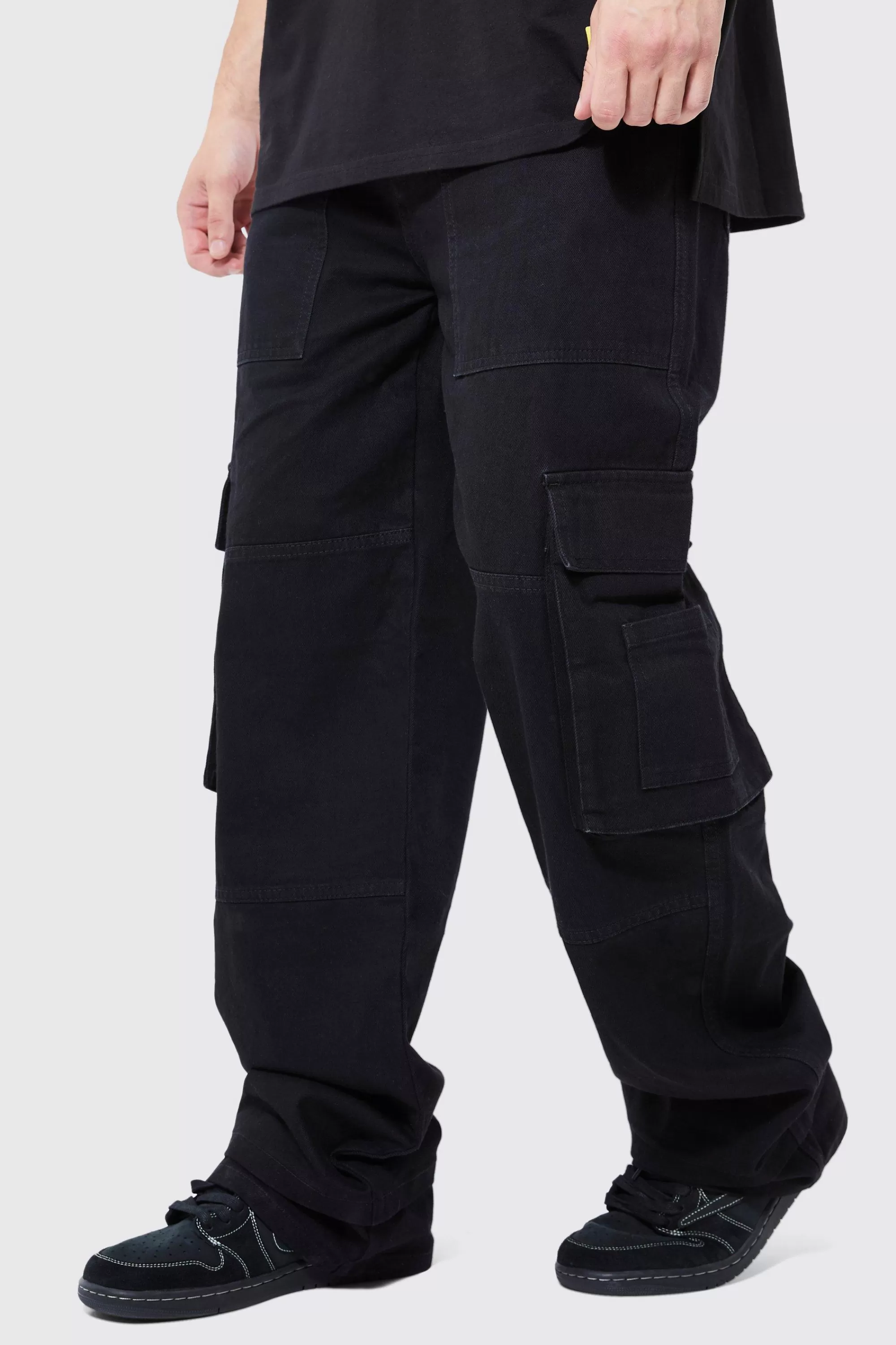 boohooMAN Tall Baggy Fit Cargo Jeans | UK