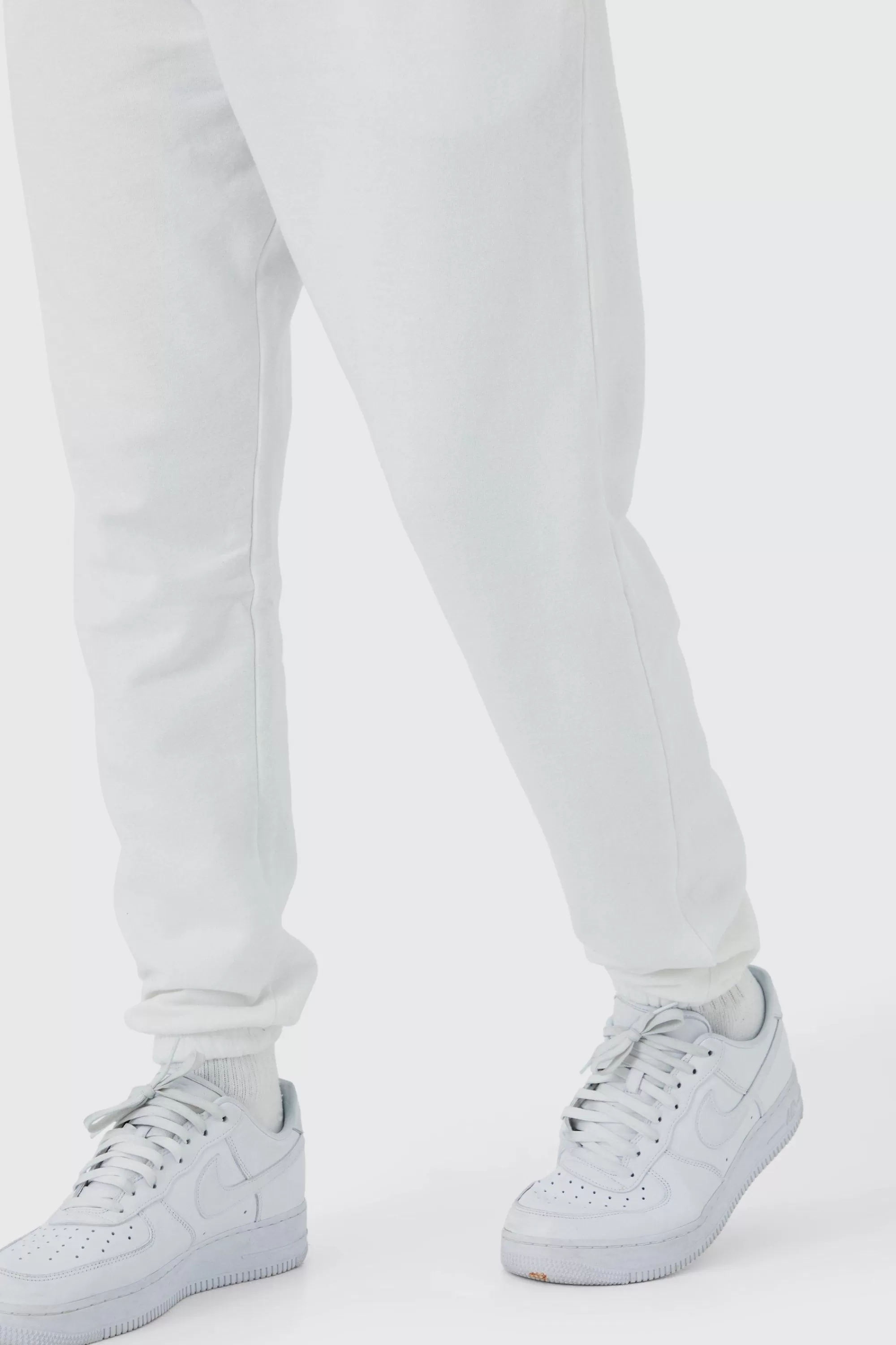 boohooMAN Tall Core Fit Basic Jogger | UK