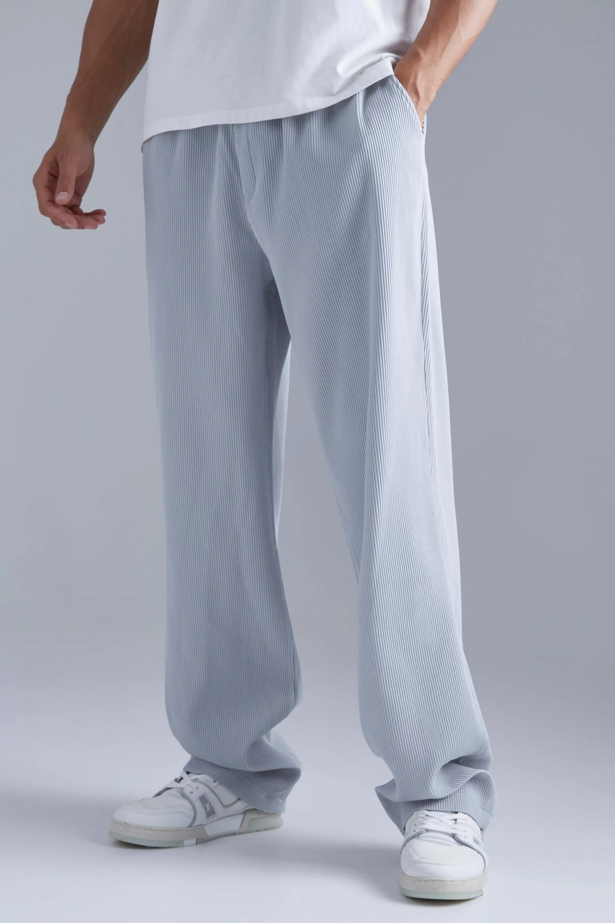 boohooMAN Tall Elastic Waist Relaxed Fit Pleated Trouser | UK
