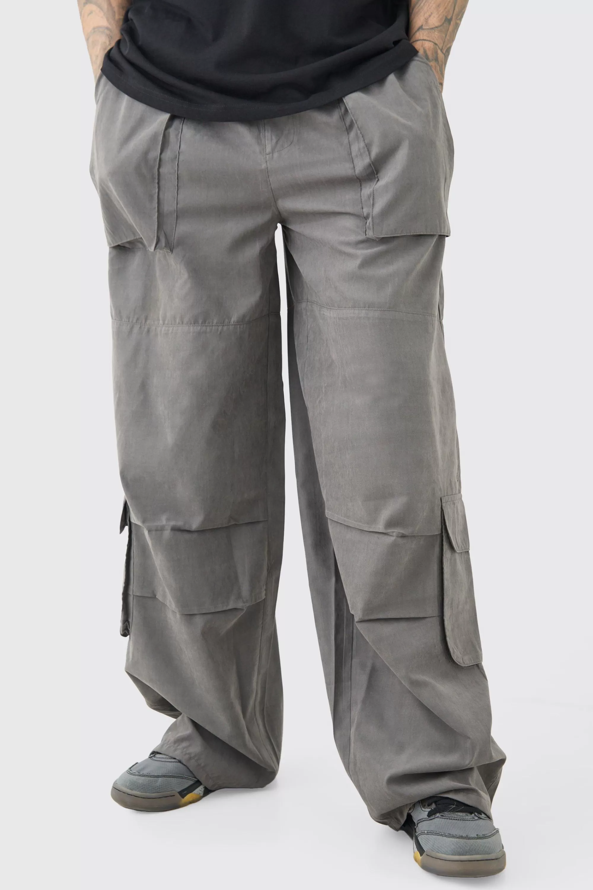 boohooMAN Tall Elasticated Waist Oversized Peached Cargo Trouser | UK